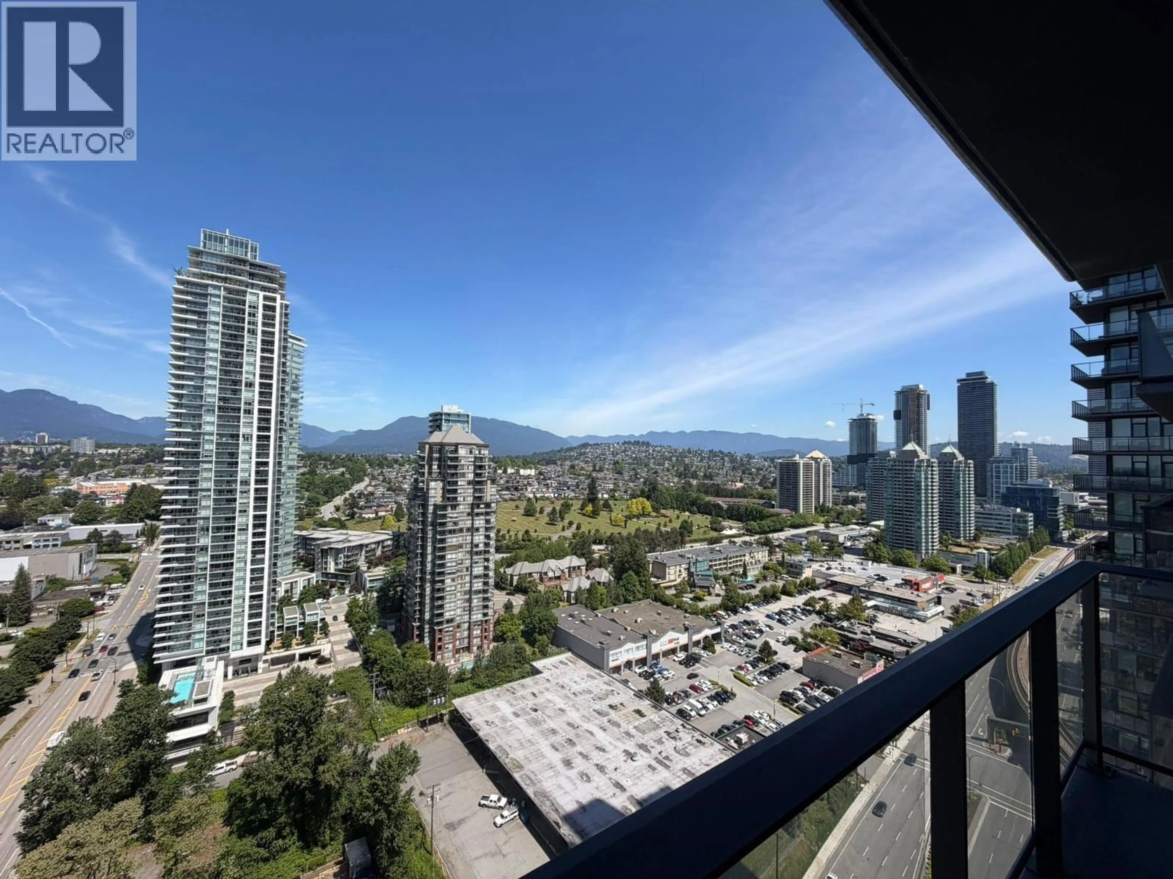 Unknown for 2707 - 2108 GILMORE AVENUE, Burnaby British Columbia V5C0N8