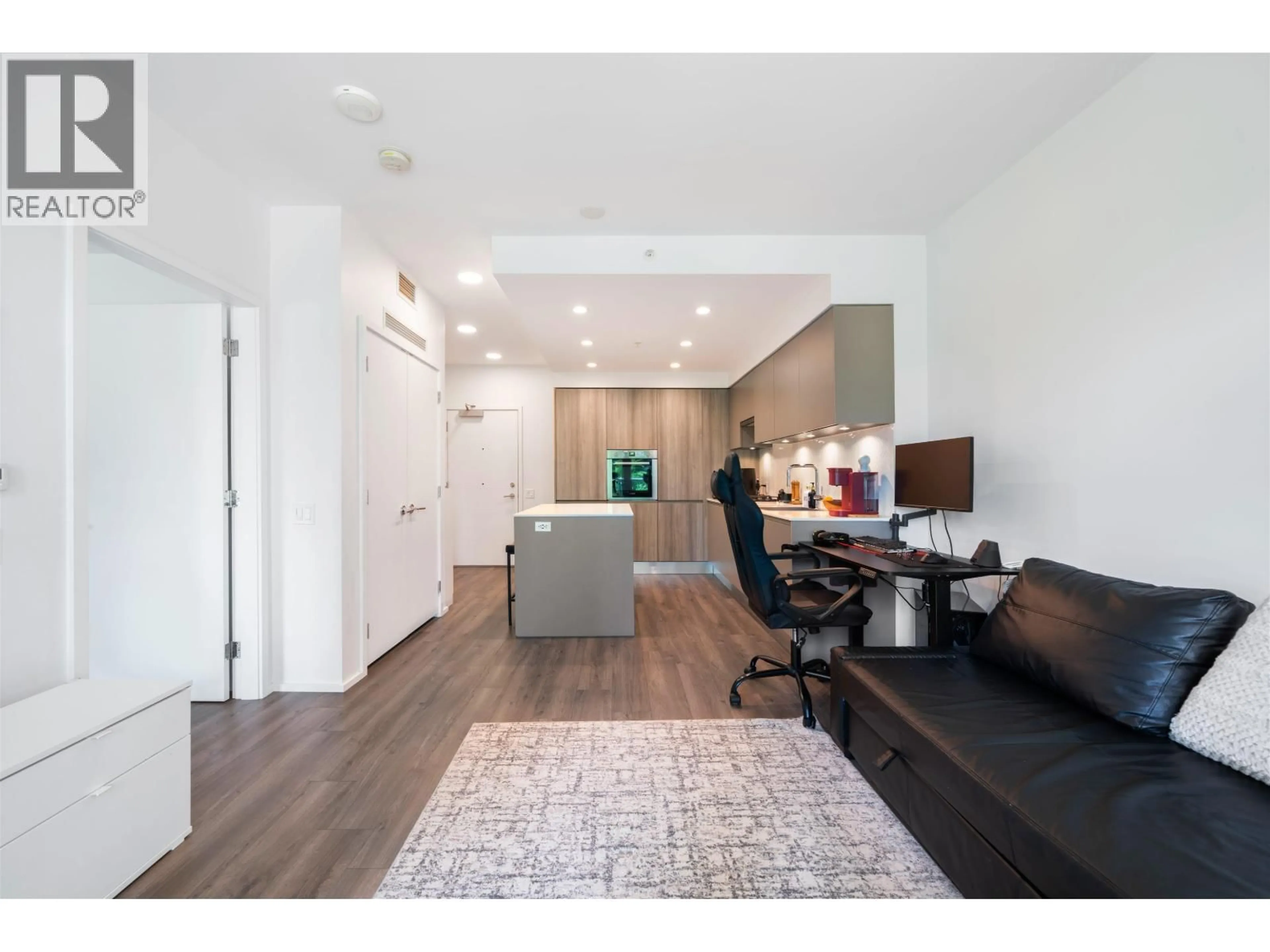 Unknown for 202 - 3809 EVERGREEN PLACE, Burnaby British Columbia V3J0M1