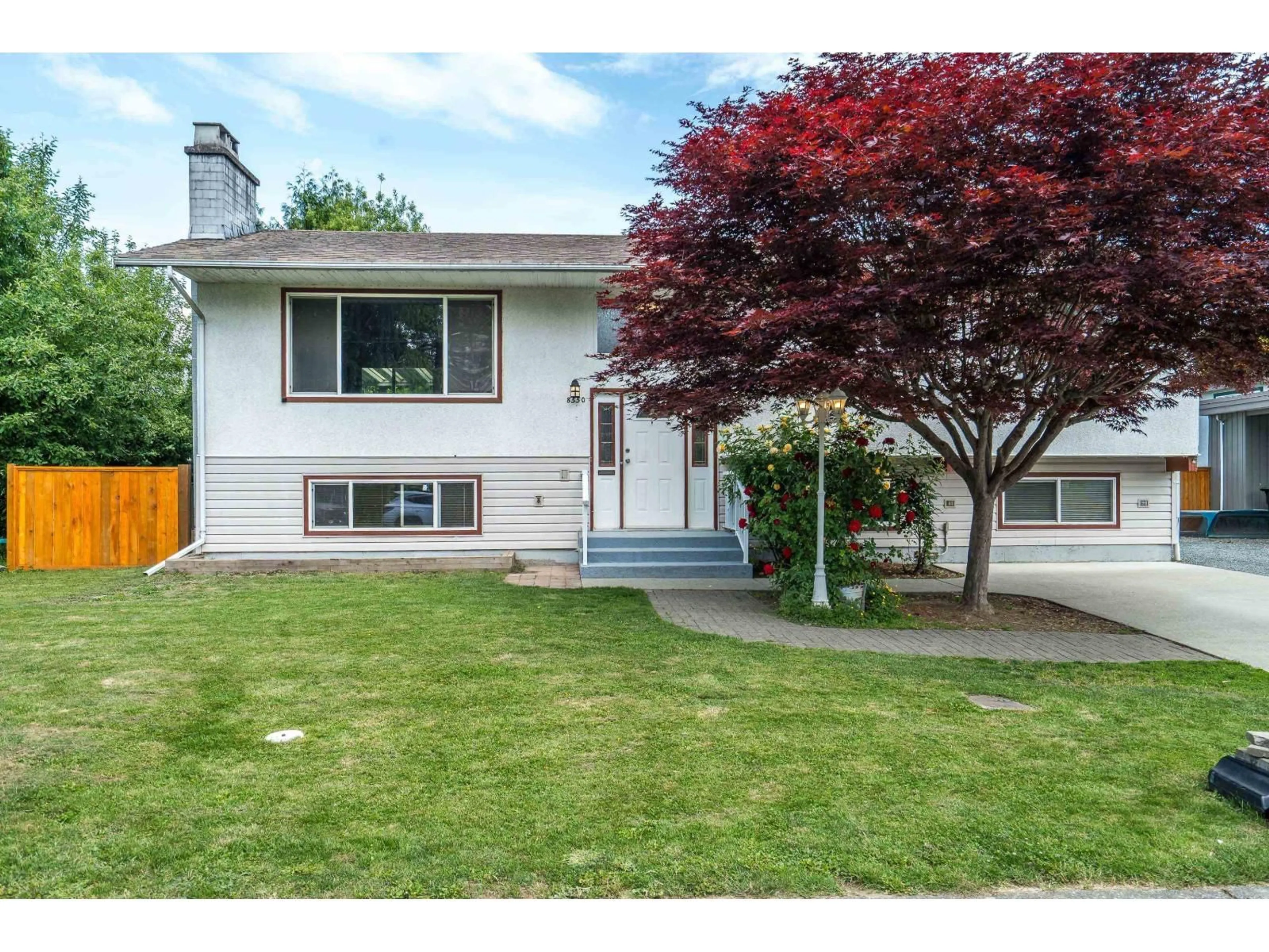 Home with vinyl exterior material, street for 8550 CRAMER DRIVE, Chilliwack British Columbia V2P5H6