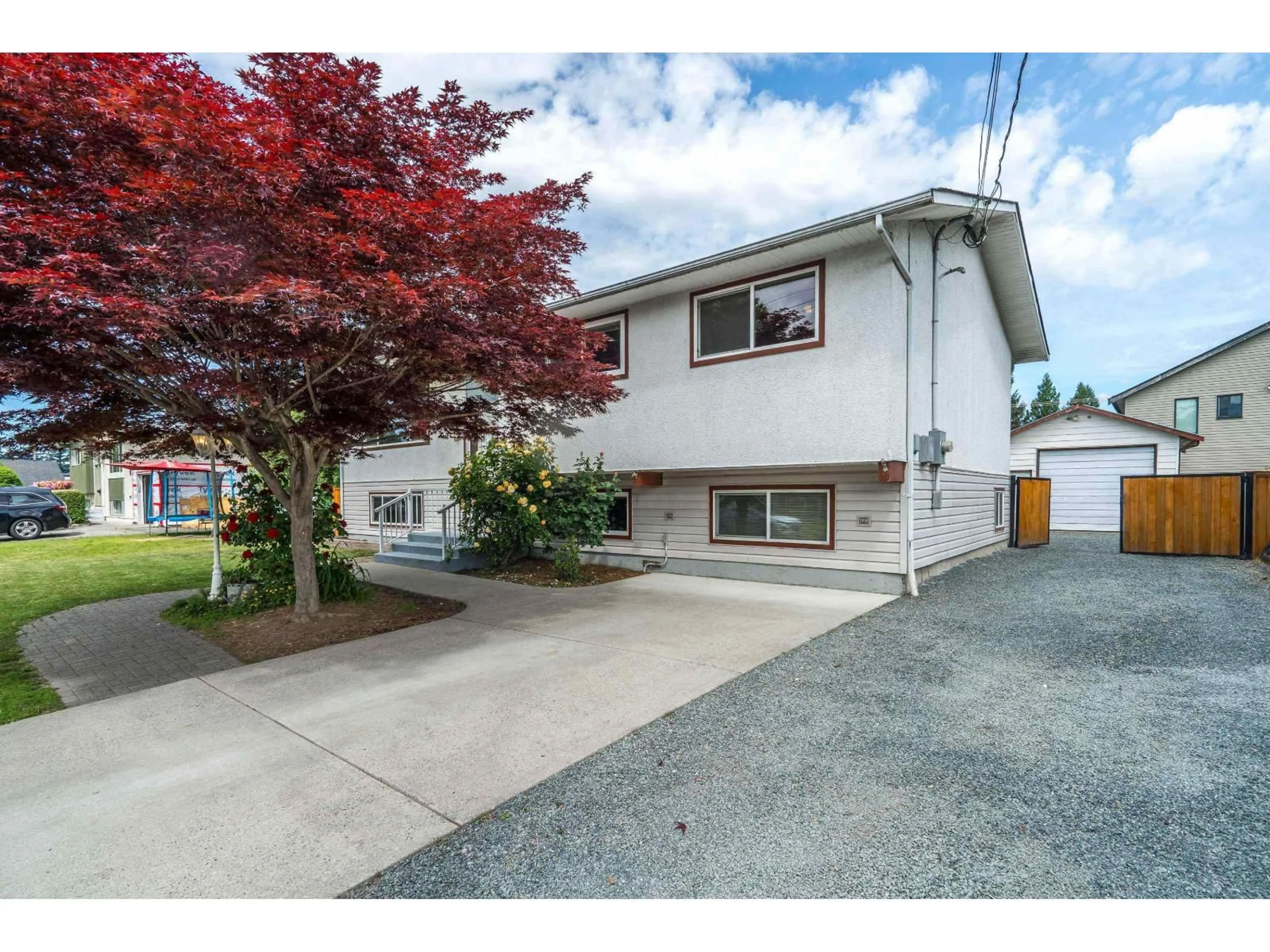 Home with vinyl exterior material, street for 8550 CRAMER DRIVE, Chilliwack British Columbia V2P5H6
