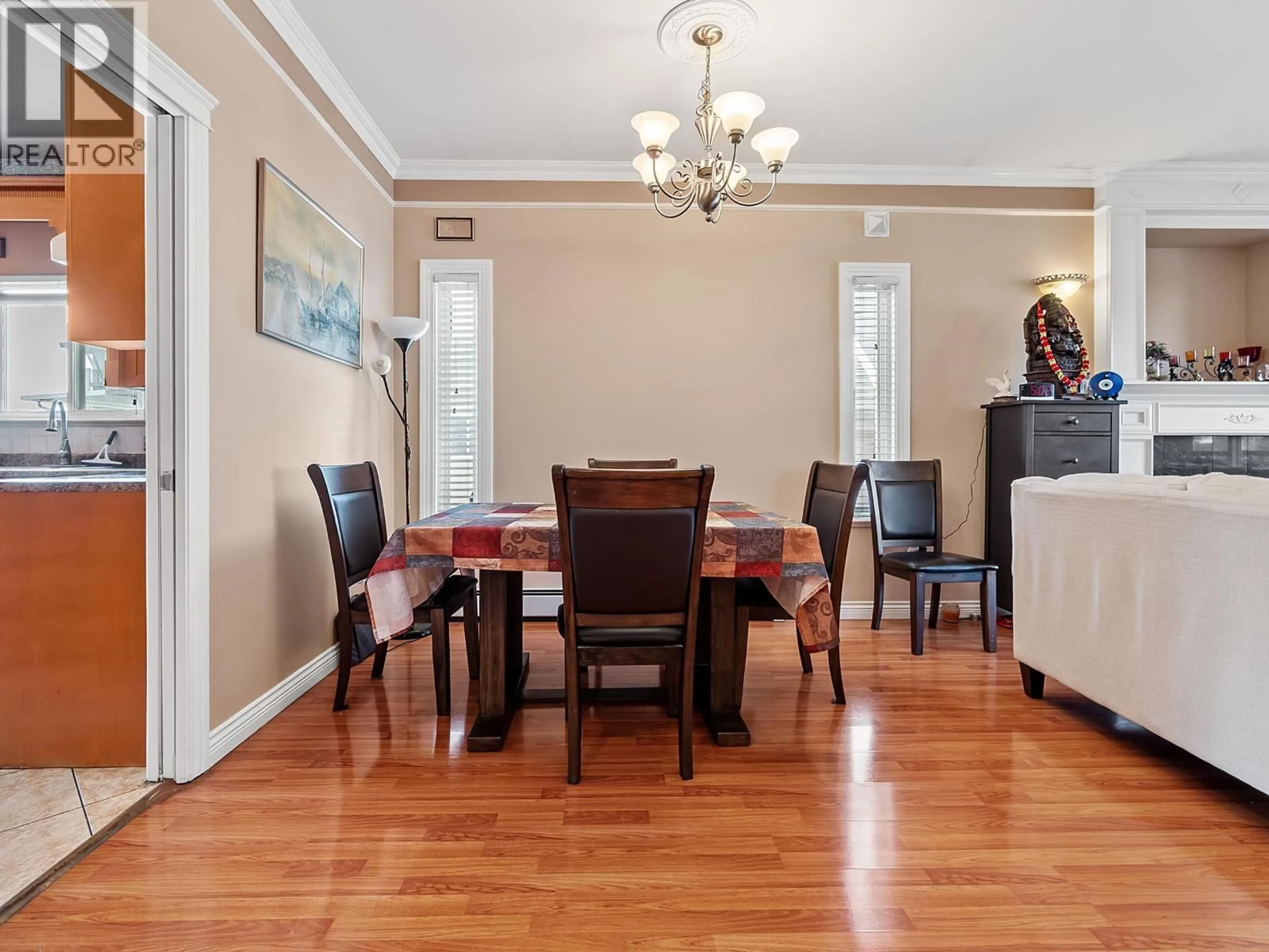 Dining room, wood/laminate floor for 268 HAMPTON STREET, New Westminster British Columbia V3M5L9