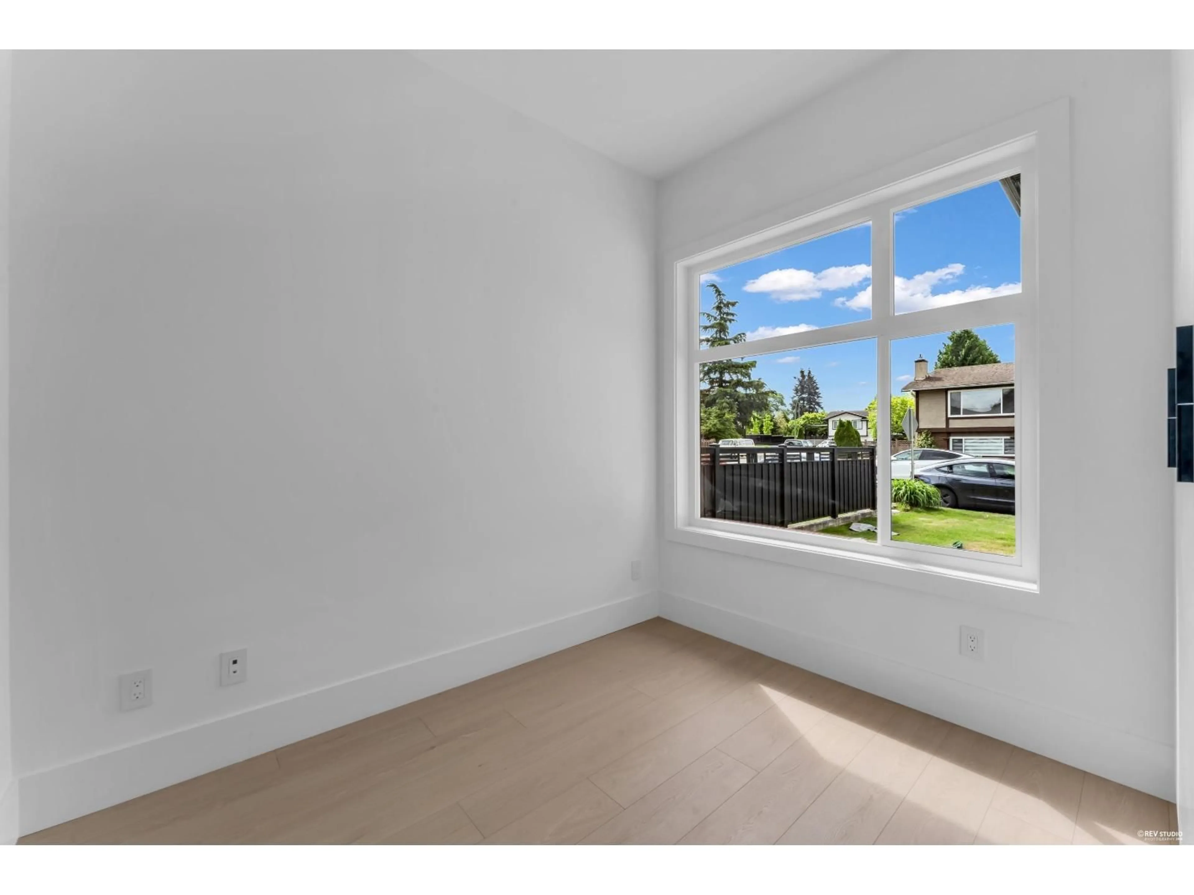 A pic of a room for 11665 89A AVENUE, Delta British Columbia V4C7J7