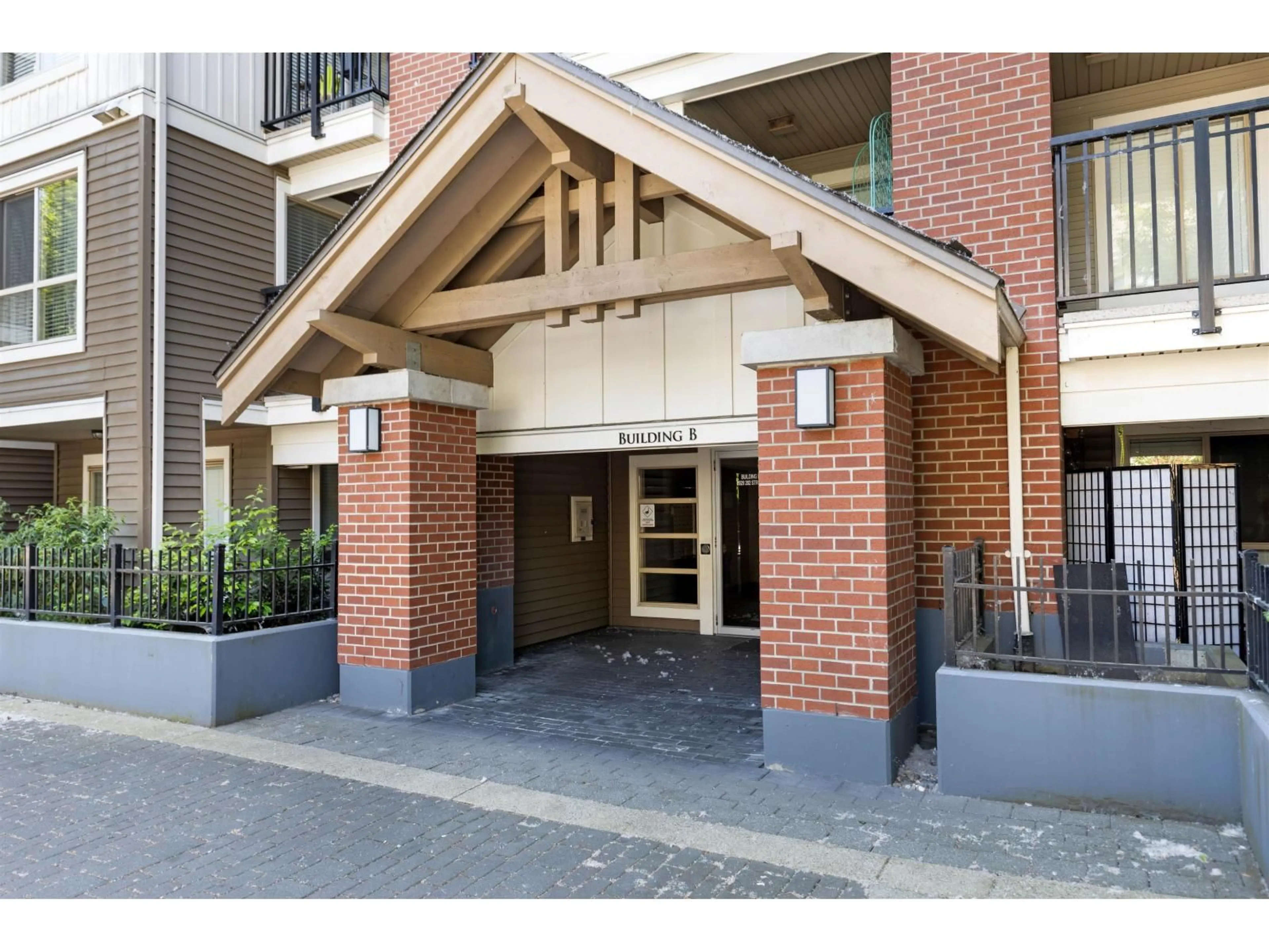Unknown for B304 - 8929 202 STREET, Langley British Columbia V1M0B4