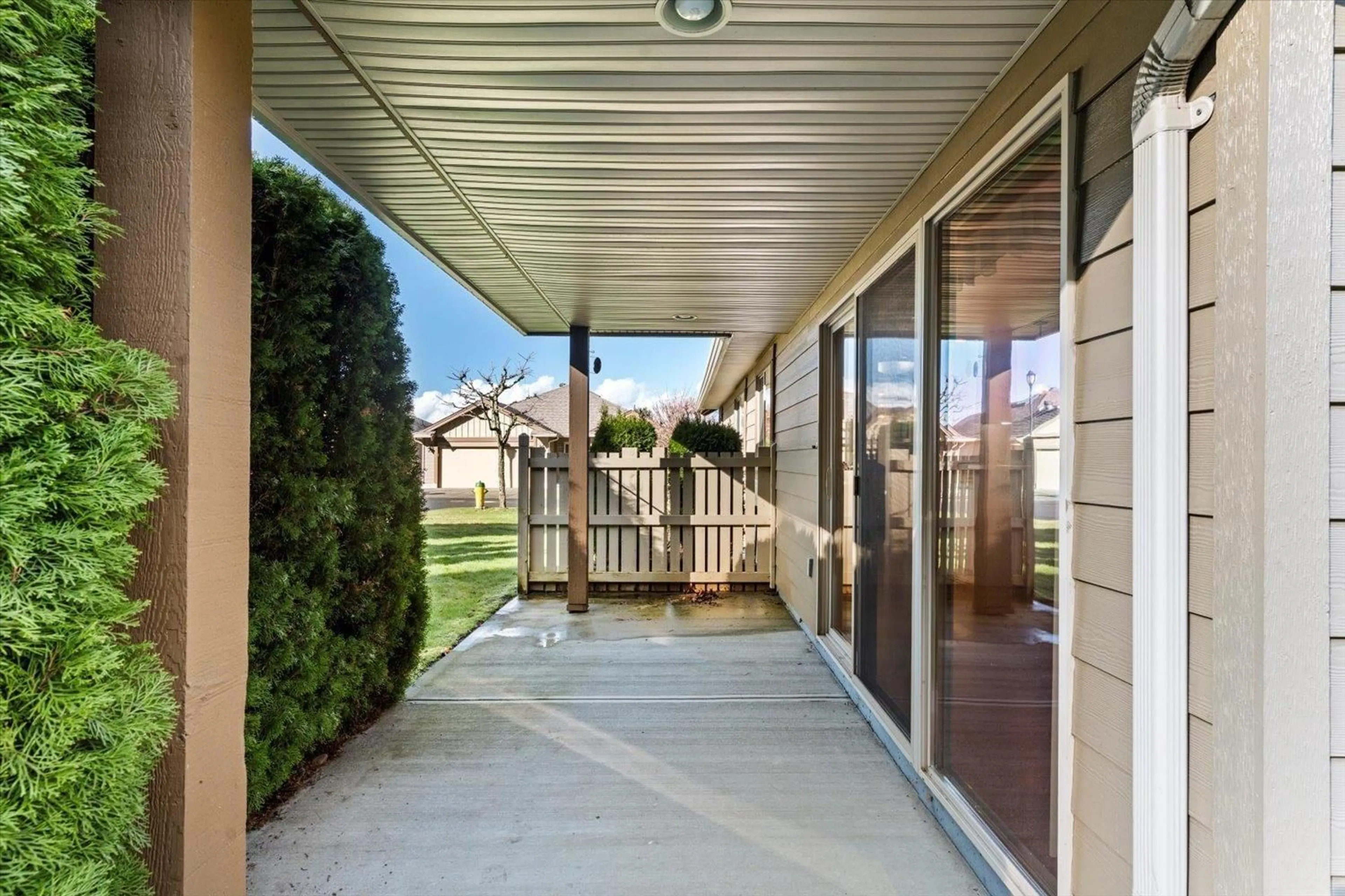 Patio, street for 86 - 46000 THOMAS ROAD, Chilliwack British Columbia V2R5W6