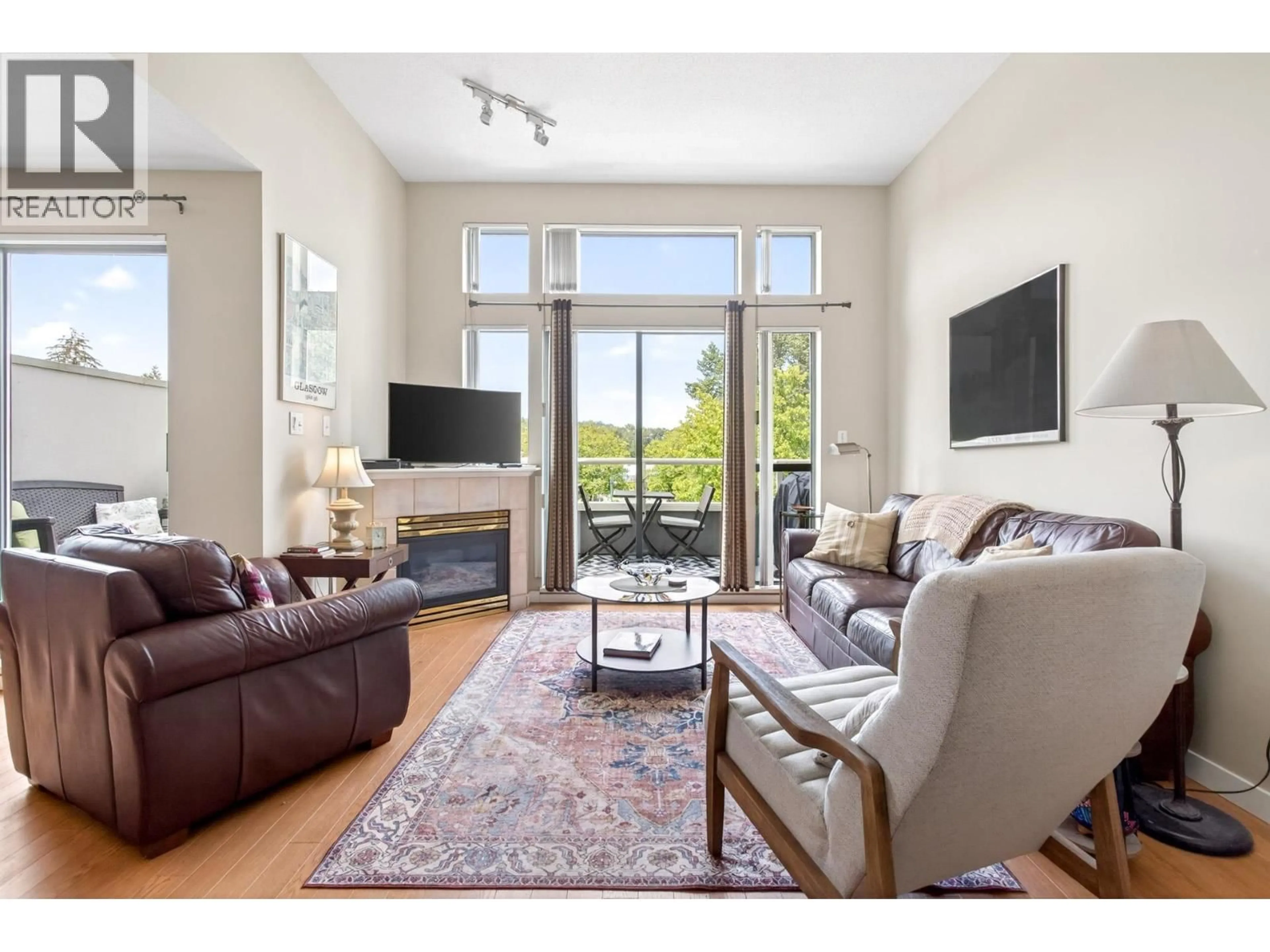 Living room with furniture, unknown for 409 - 220 NEWPORT DRIVE, Port Moody British Columbia V3H5B8