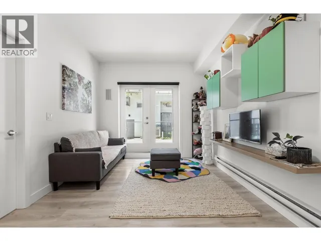 102 - 2688 DUKE STREET, Vancouver 2