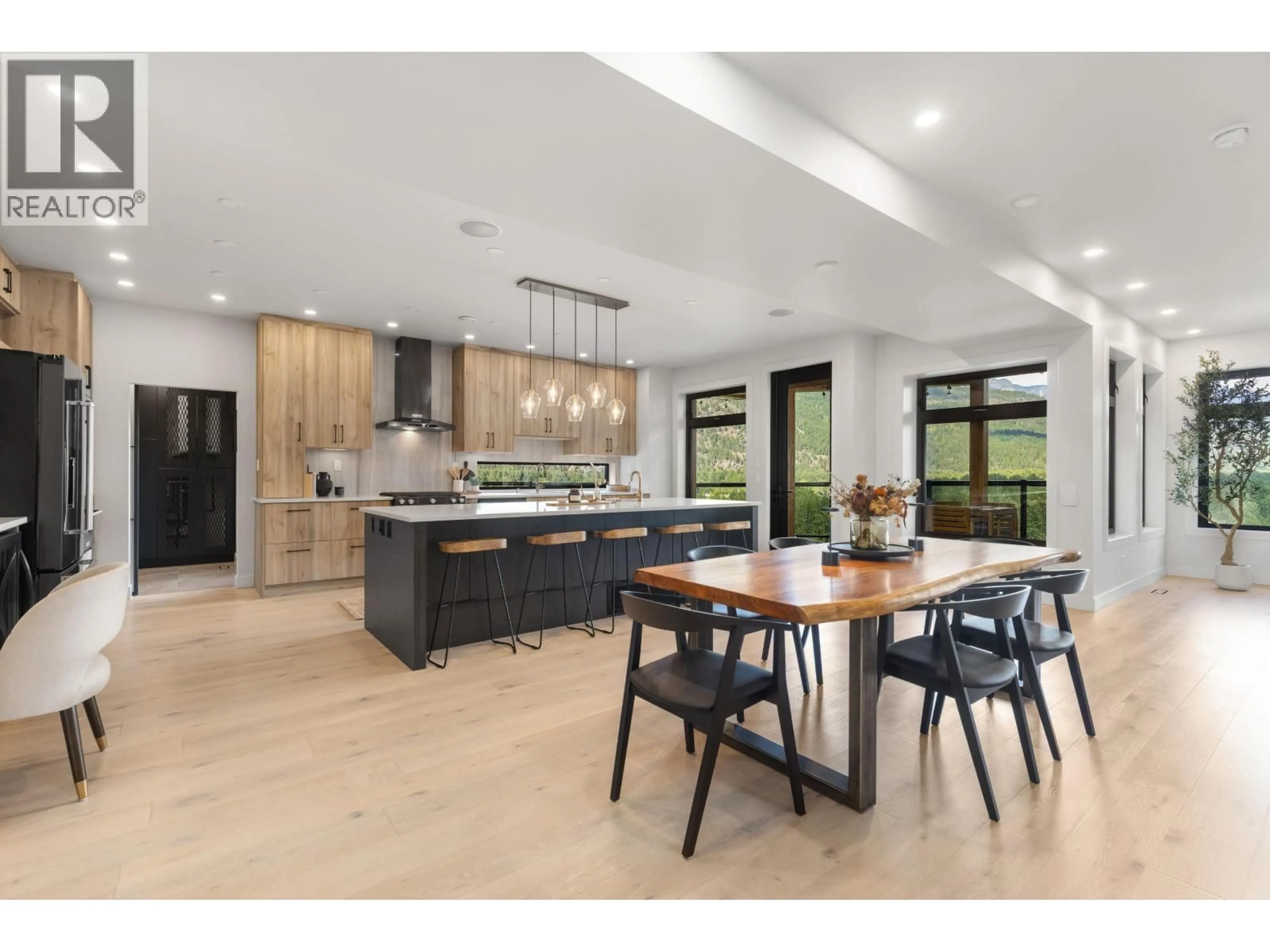 Unknown for 1305 EAGLE DRIVE, Pemberton British Columbia V0N2L1