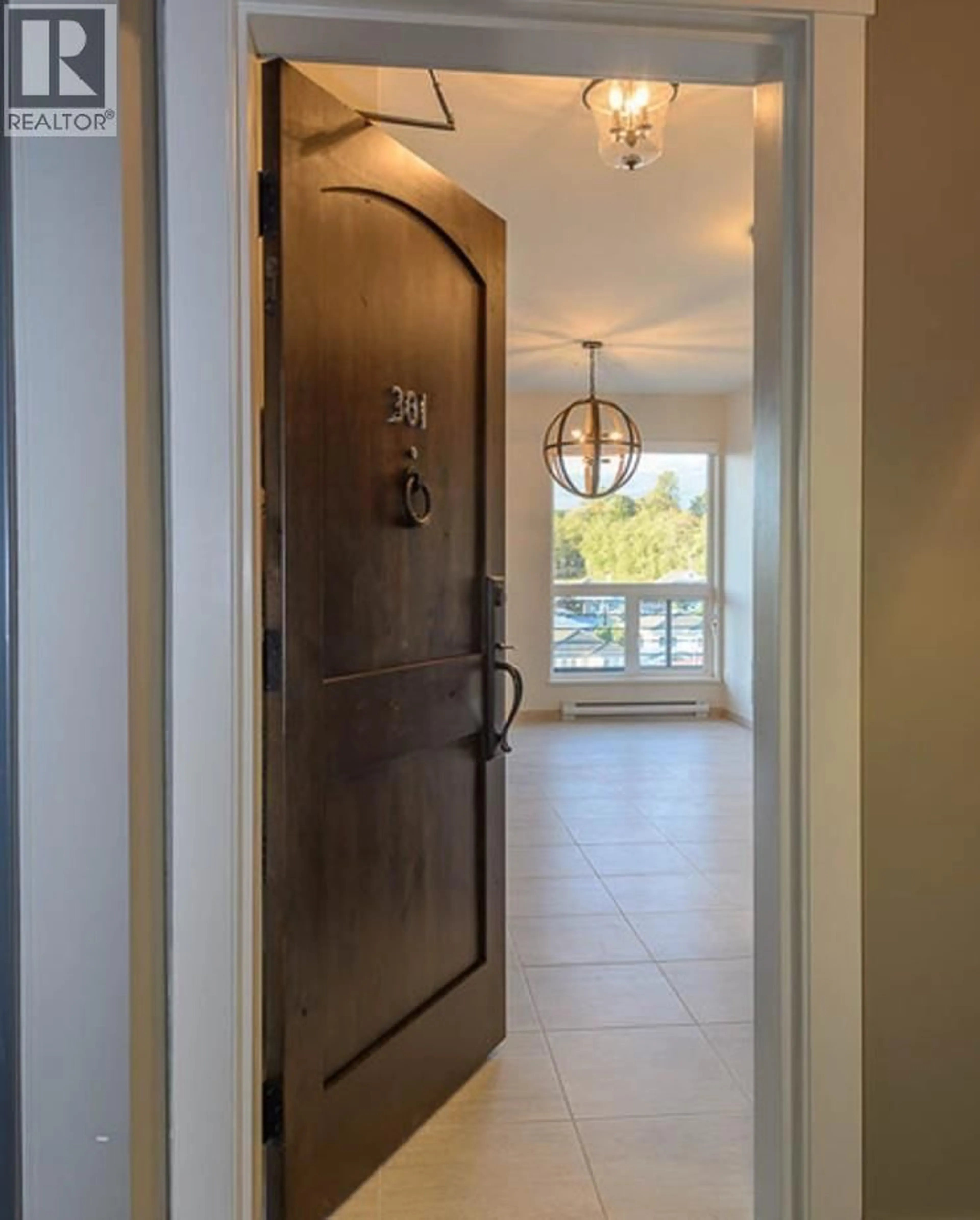 Unknown for 301 - 4721 HASTINGS STREET, Burnaby British Columbia V5C2K8
