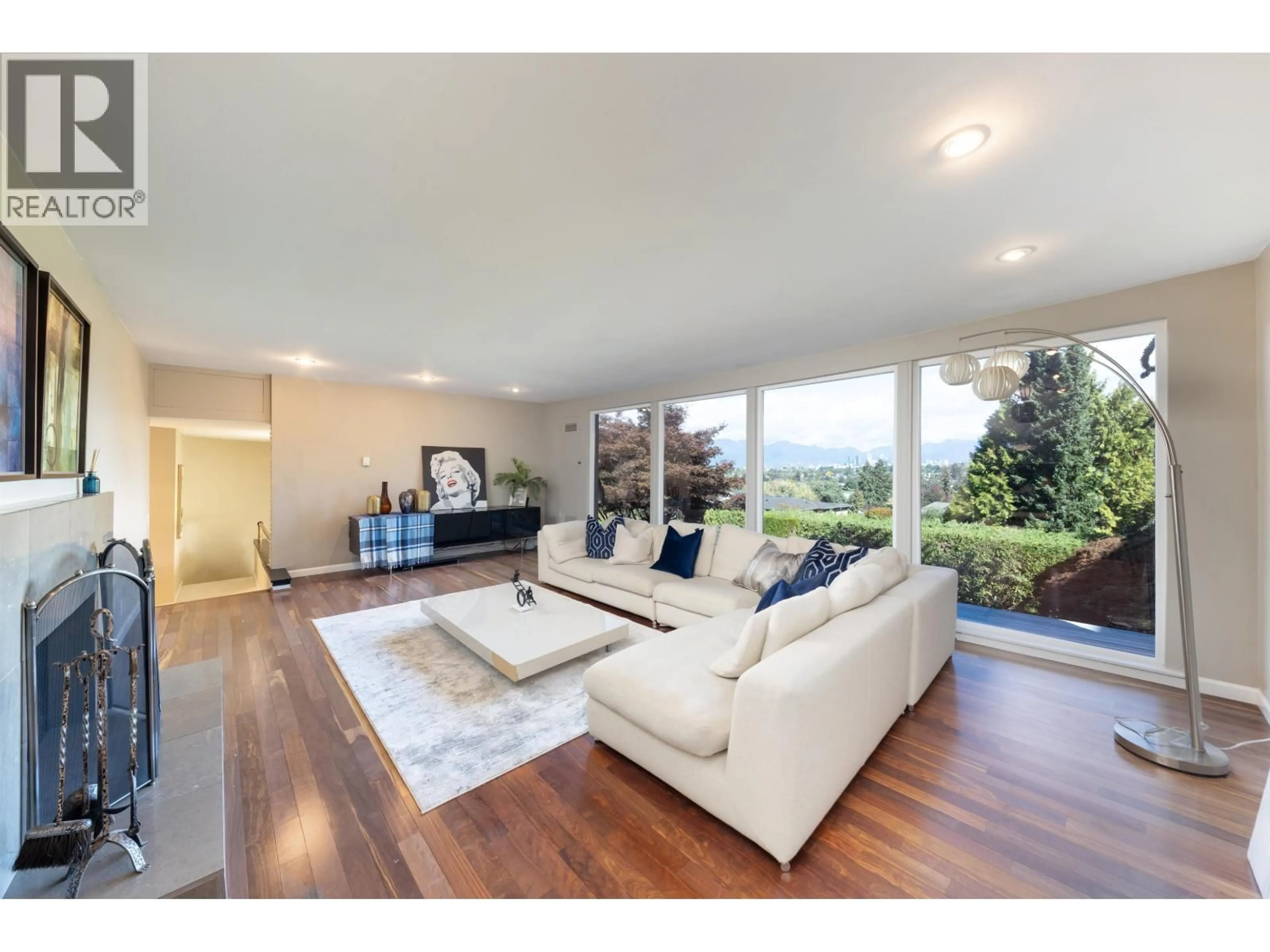 Living room with furniture, unknown for 4393 PUGET DRIVE, Vancouver British Columbia V6L2V7