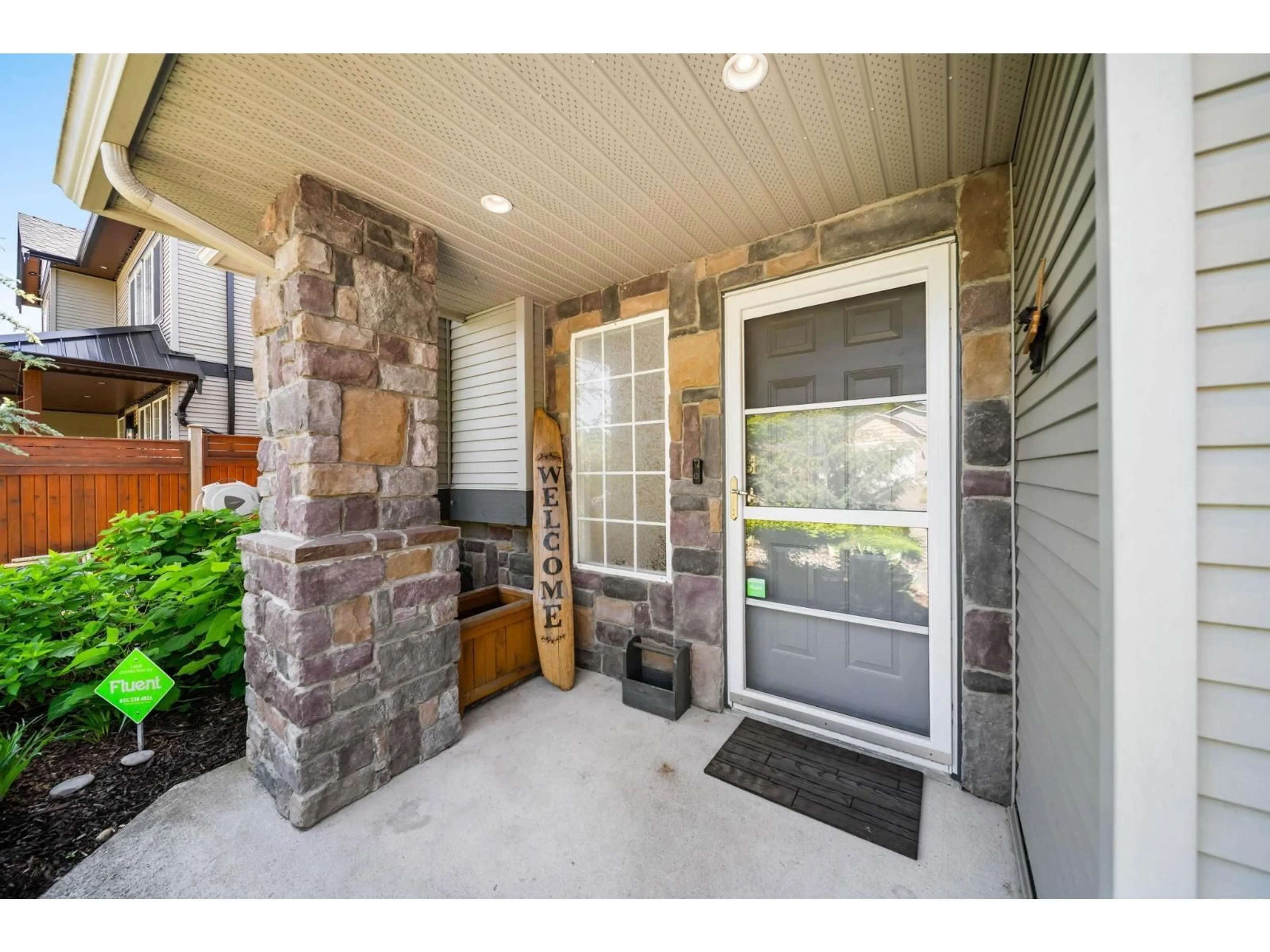Indoor entryway for 7348 ELM ROAD, Agassiz British Columbia V0M1A2