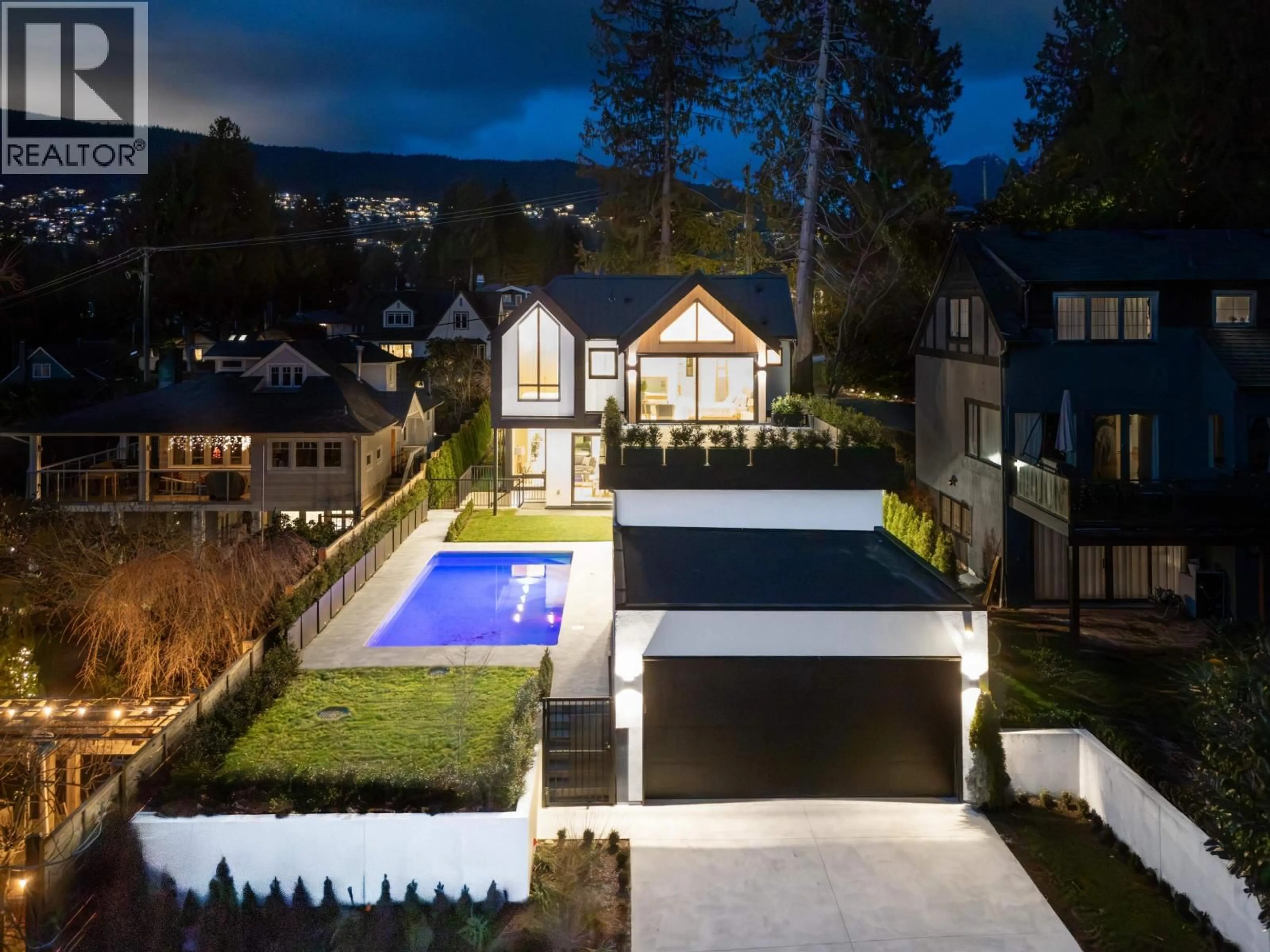 Unknown for 1066 FULTON AVENUE, West Vancouver British Columbia V7T1N2