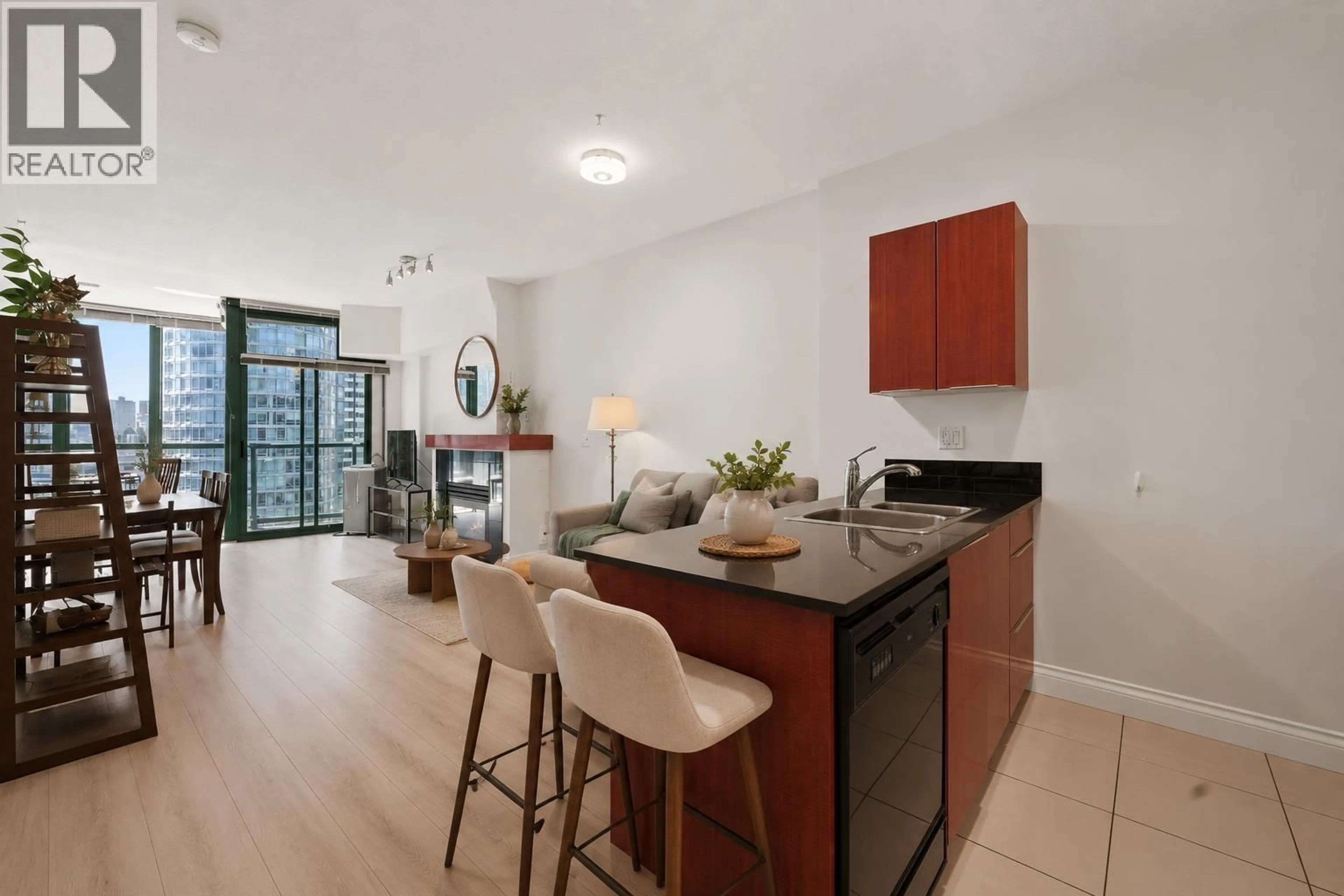 Standard kitchen, unknown for 1703 - 1239 GEORGIA STREET, Vancouver British Columbia V6E4R8