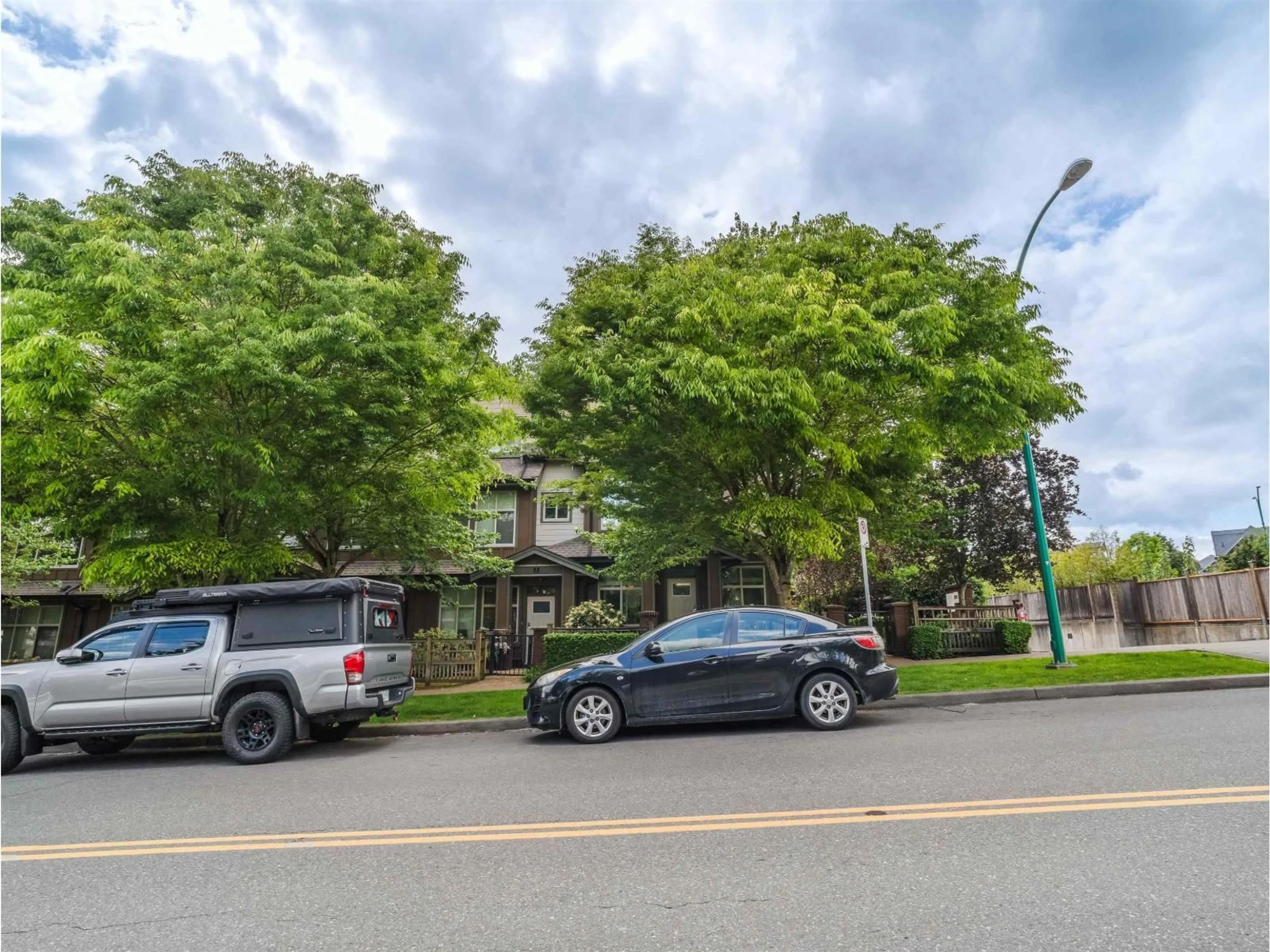 Blurry image for 106 - 6655 192 STREET, Surrey British Columbia V4N0B9