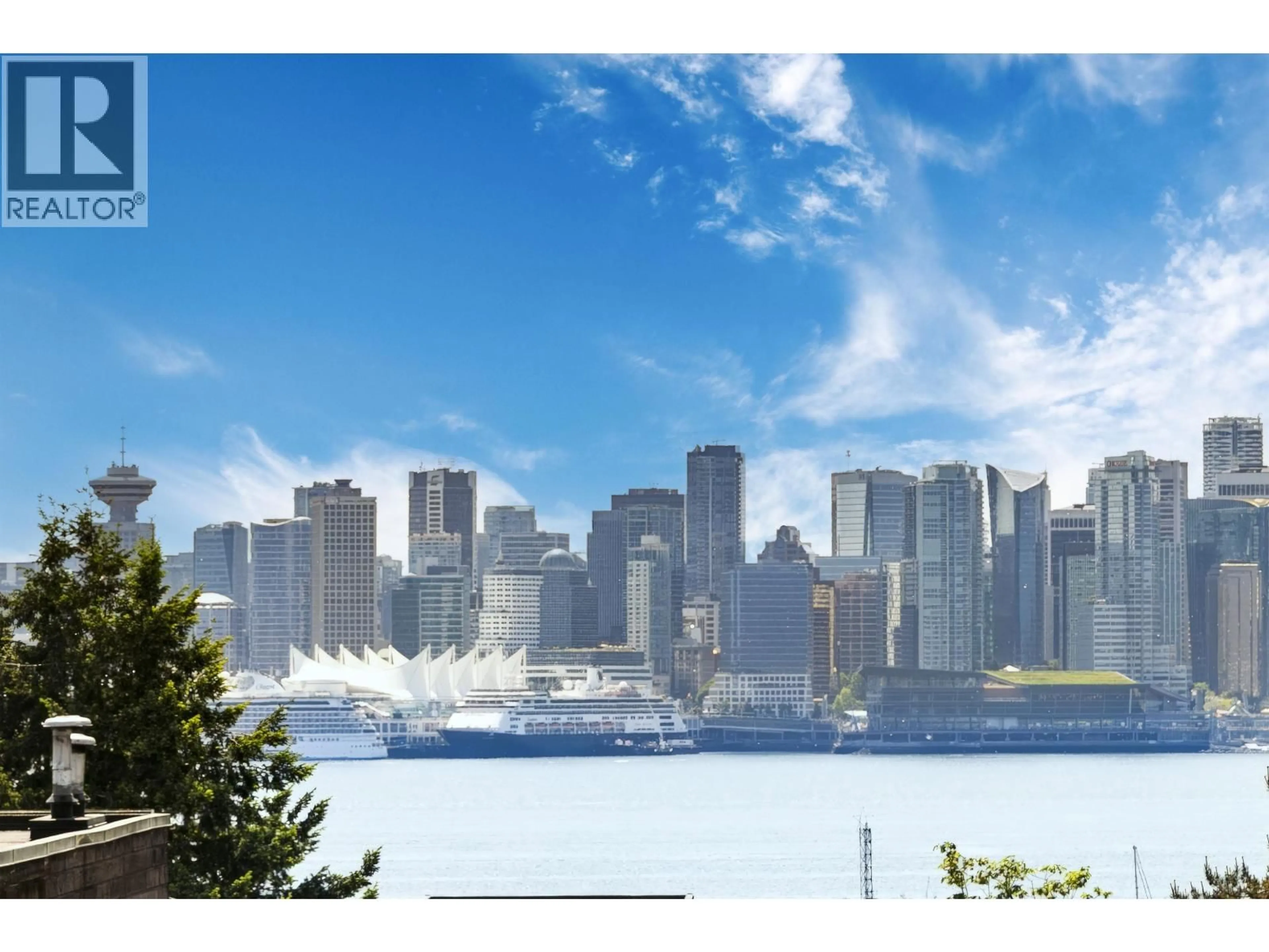 Blurry image for 222 - 340 3RD STREET, North Vancouver British Columbia V7M1G4