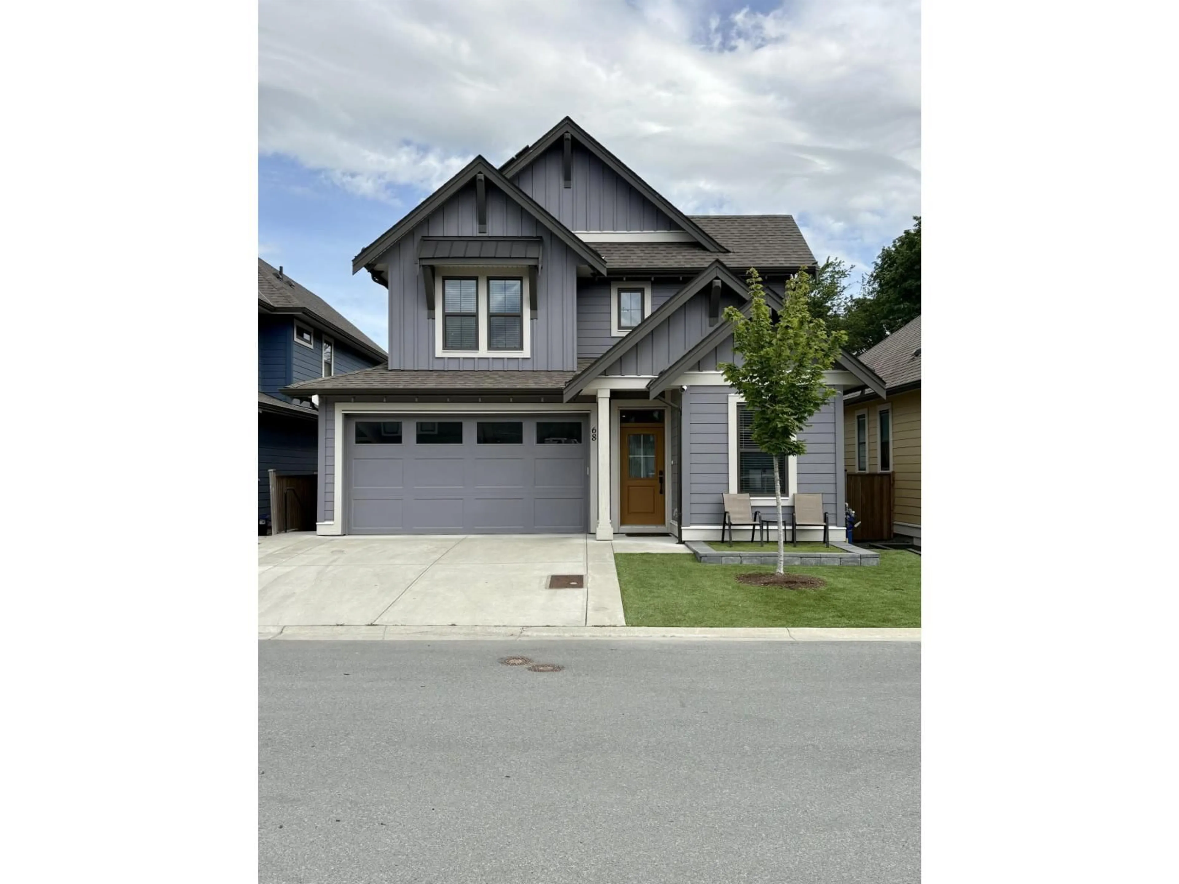Home with vinyl exterior material, street for 68 - 46211 PROMONTORY ROAD, Chilliwack British Columbia V2R6E4