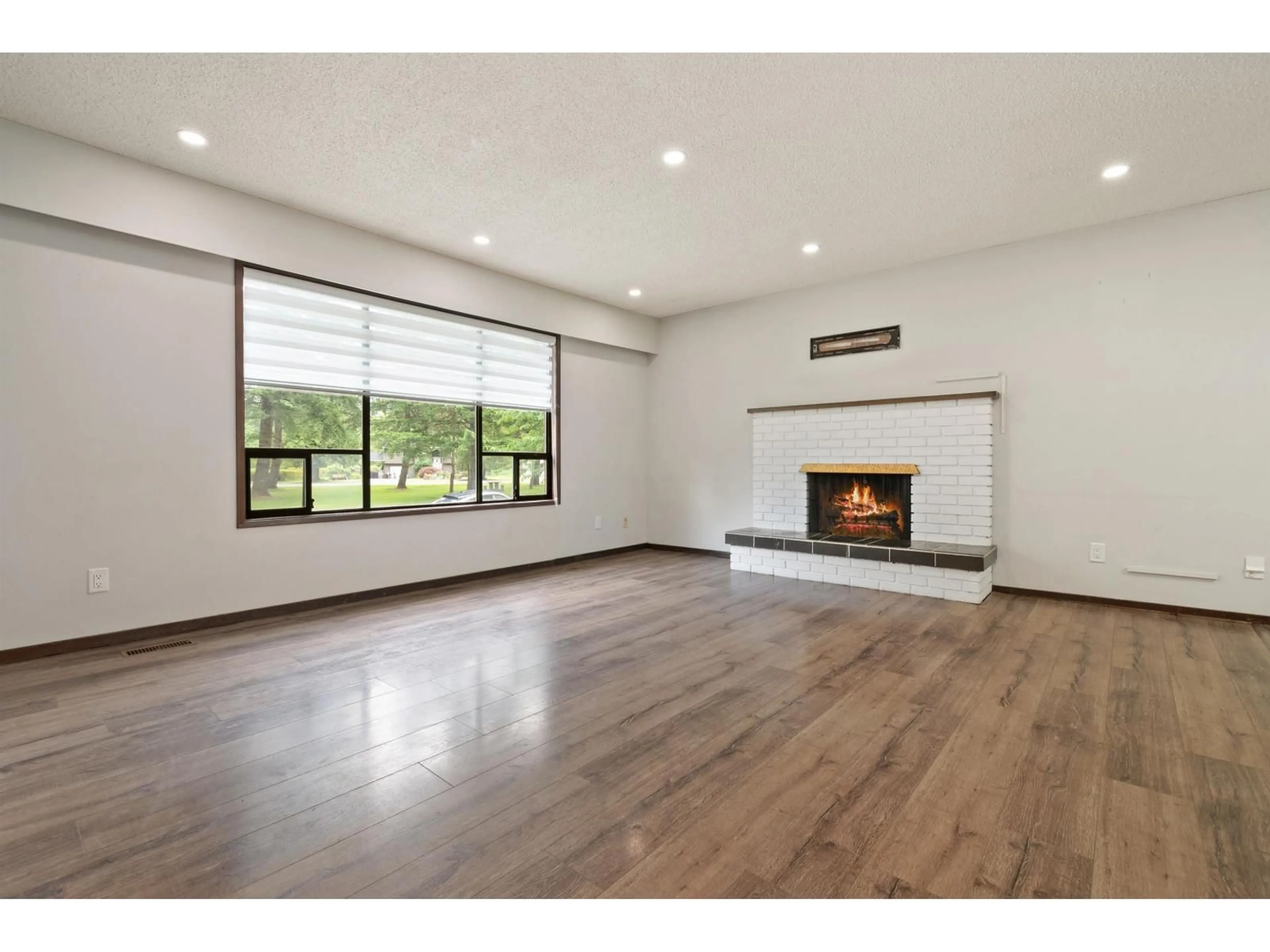 A pic of a room for 260 ROBERTSON CRESCENT, Hope British Columbia V0X1L4