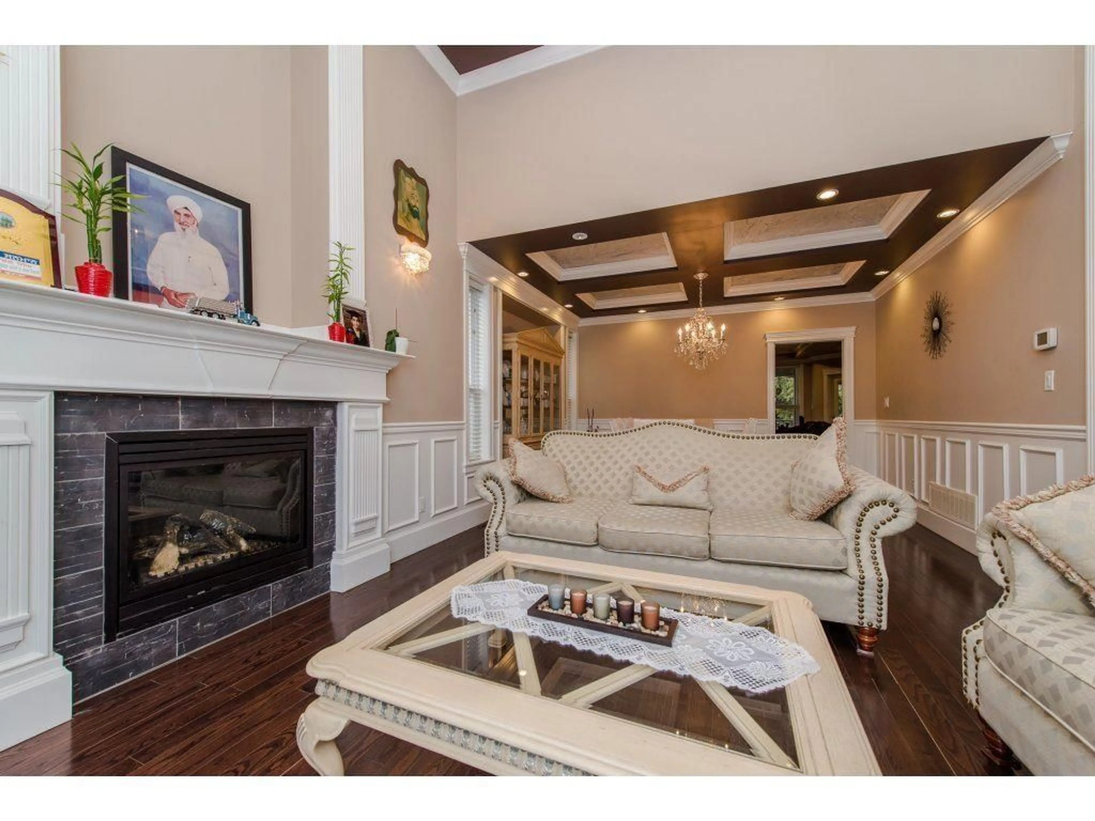Living room with furniture, unknown for 11 - 3363 HORN STREET, Abbotsford British Columbia V2S7B3