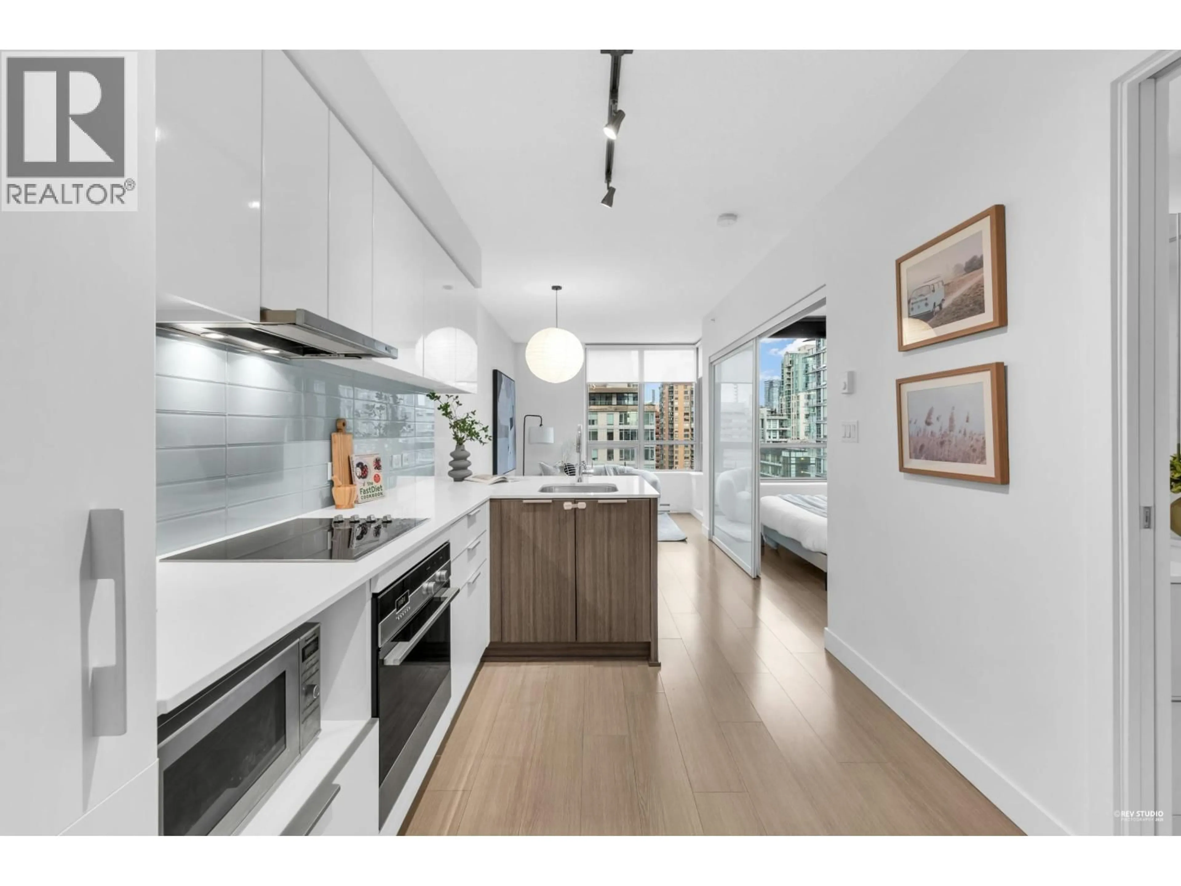 Open concept kitchen, unknown for 1605 - 1308 HORNBY STREET, Vancouver British Columbia V6Z0C5