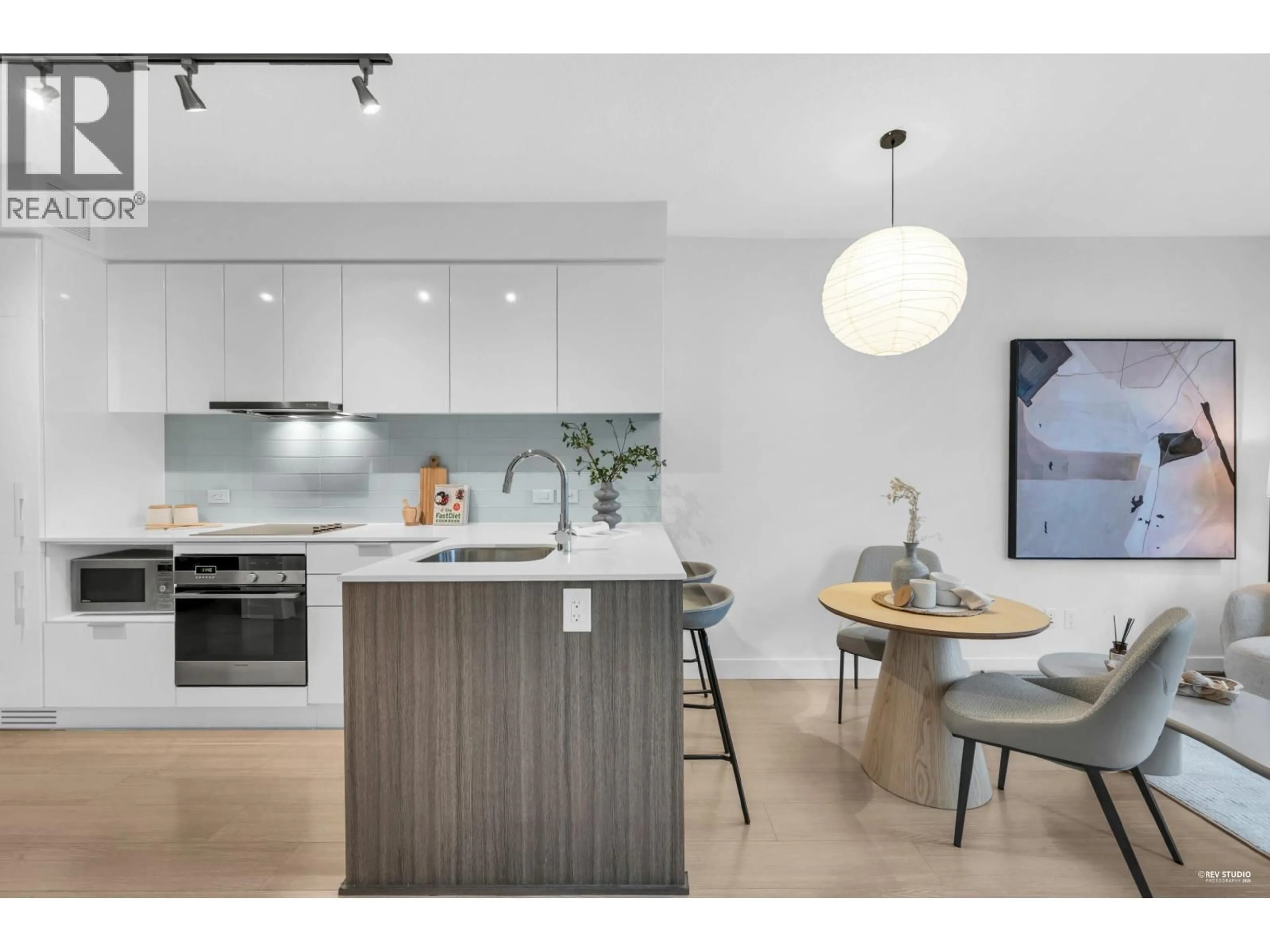 Open concept kitchen, unknown for 1605 - 1308 HORNBY STREET, Vancouver British Columbia V6Z0C5