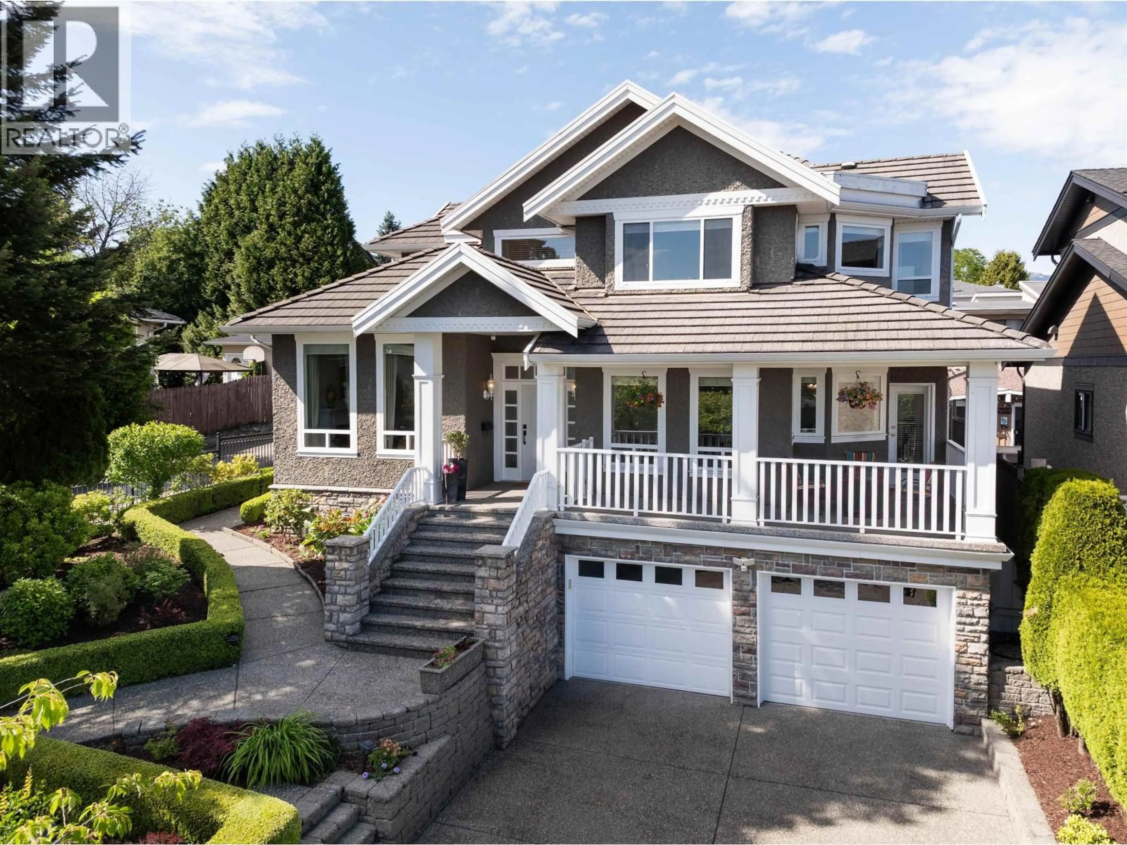 Home with vinyl exterior material, street for 6071 CHARLES STREET, Burnaby British Columbia V5B2G7