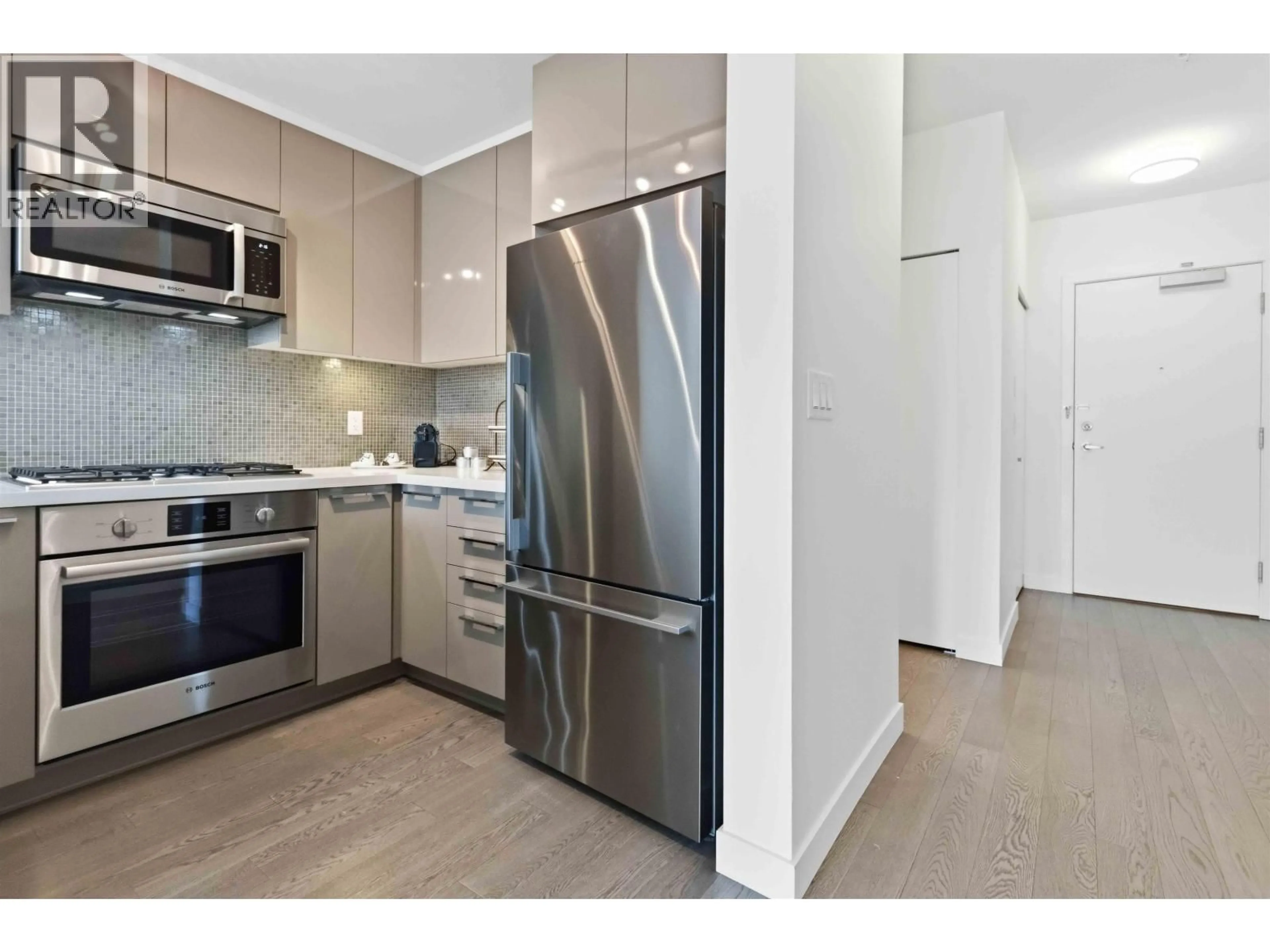 Standard kitchen, unknown for 502 - 10177 RIVER DRIVE, Richmond British Columbia V6X0S2