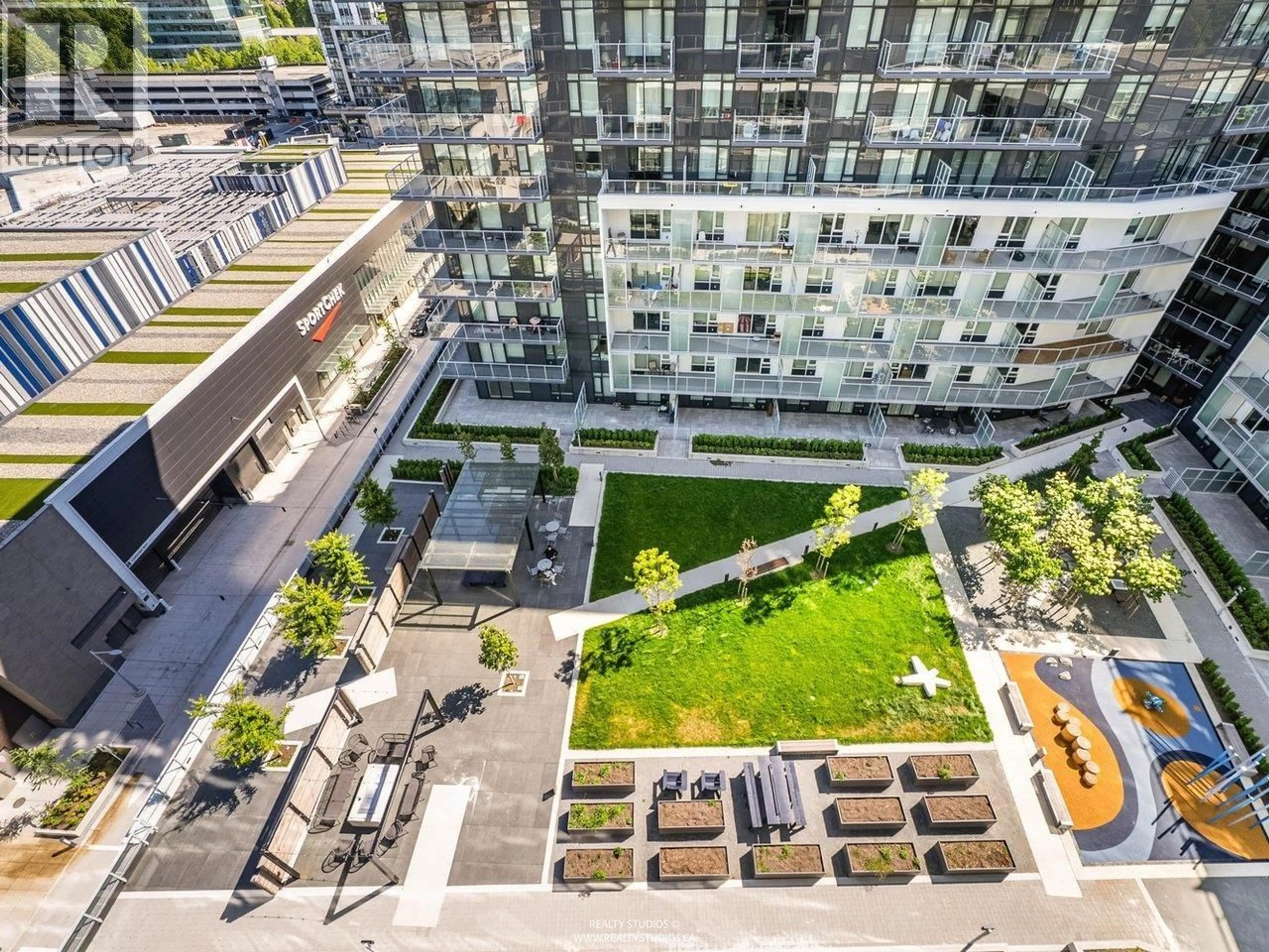 A pic from outside/outdoor area/front of a property/back of a property/a pic from drone, city buildings view from balcony for 1212 - 6300 MINORU BOULEVARD, Richmond British Columbia V6Y0N1