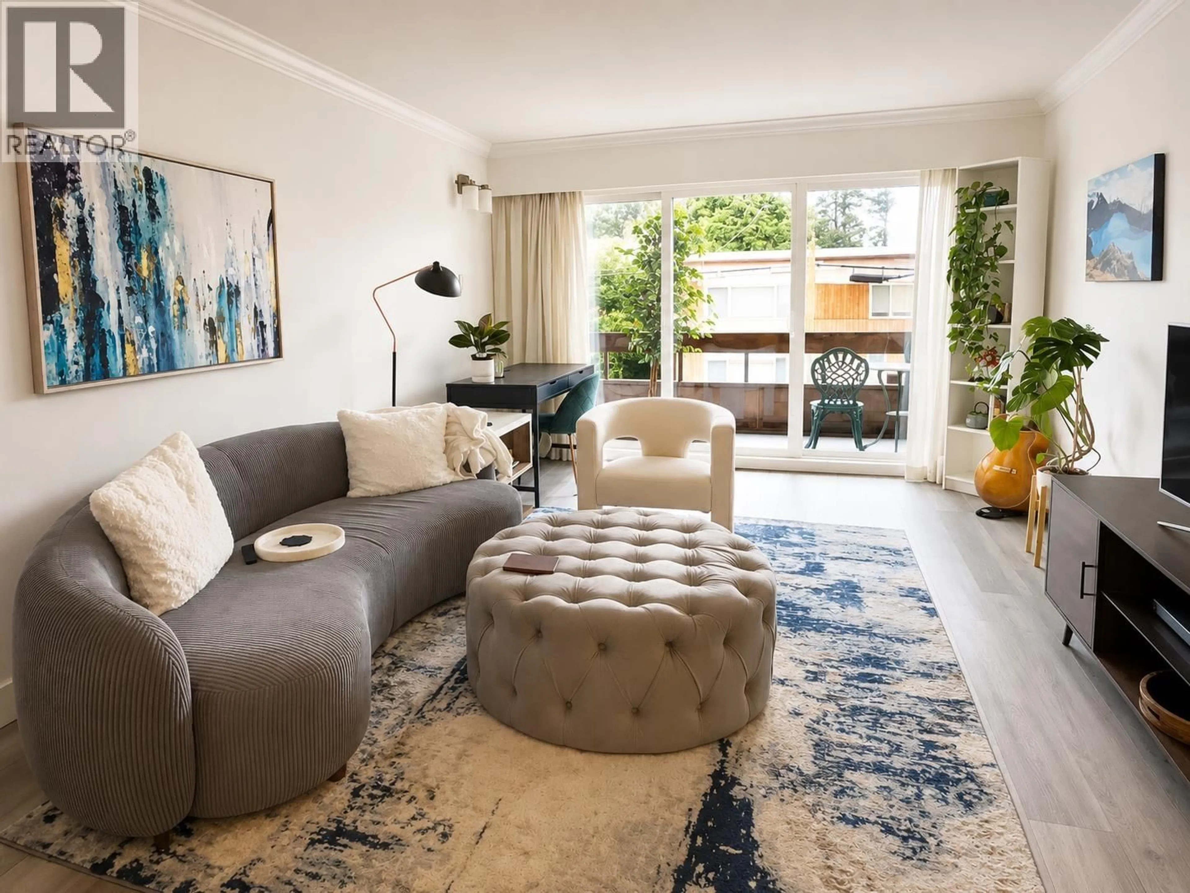 Living room with furniture, unknown for 313 - 2025 2ND AVENUE, Vancouver British Columbia V6J1J6