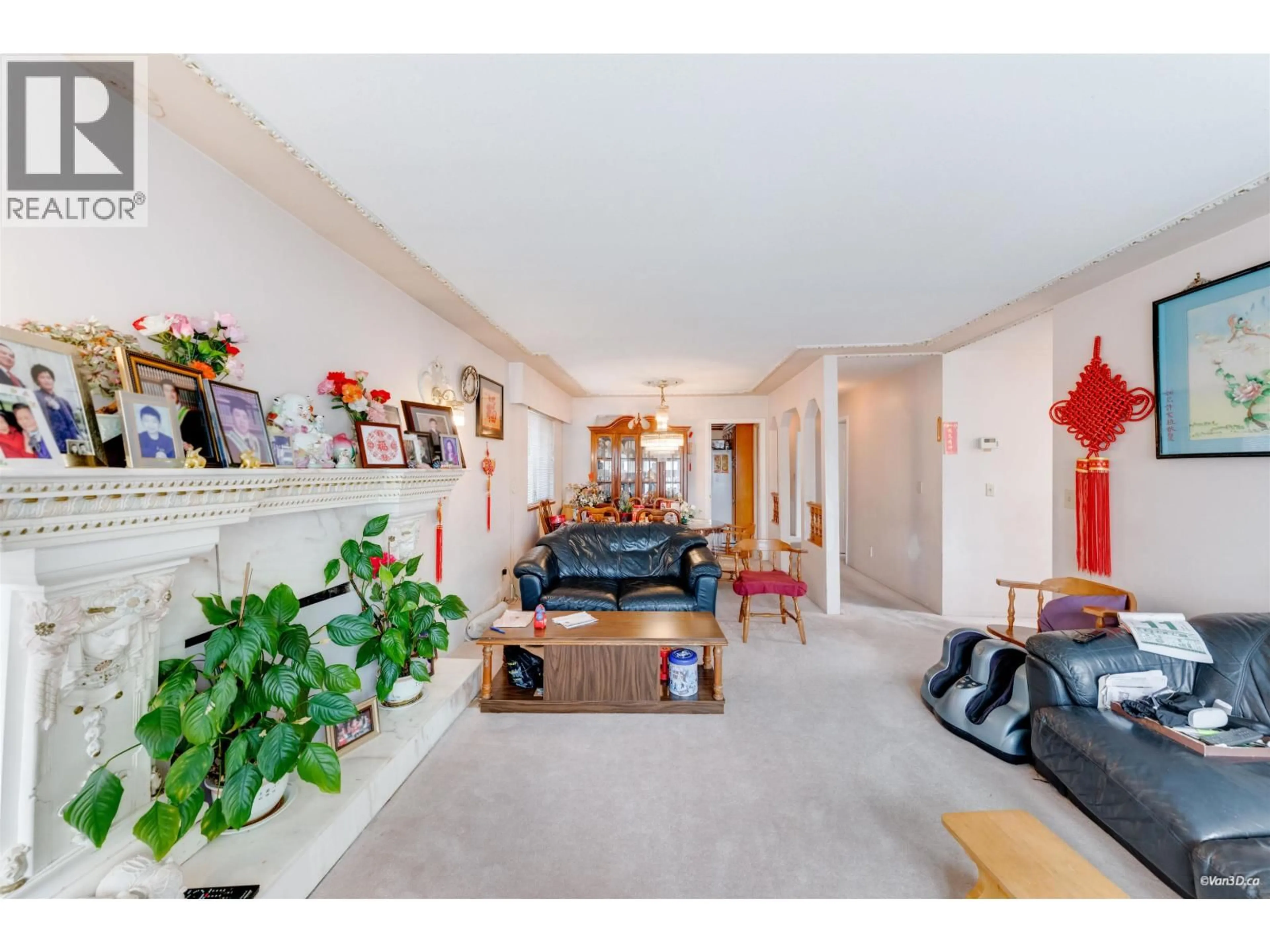 Unknown for 2945 GRAVELEY STREET, Vancouver British Columbia V5K3K2