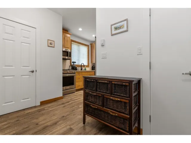64922 NORTH BEND POST OFFICE ROAD, Boston Bar 4