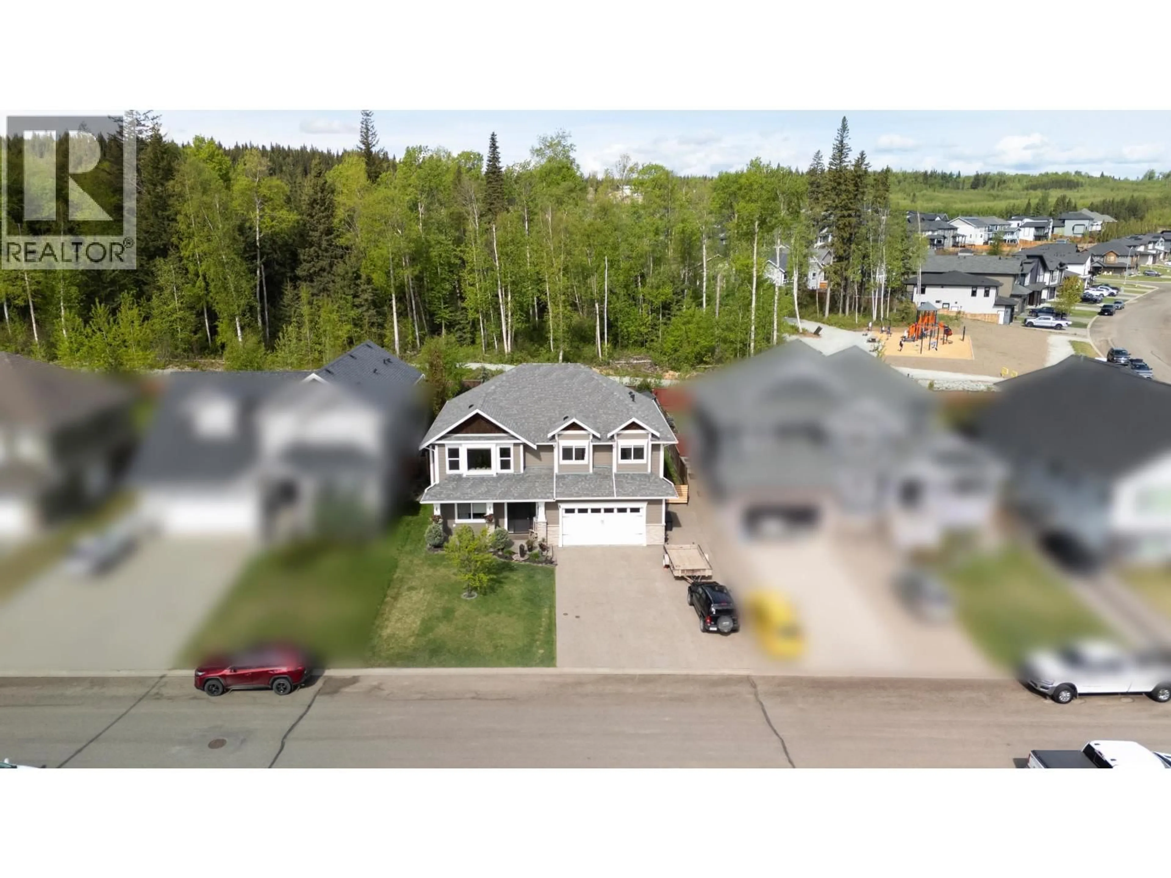 A pic from outside/outdoor area/front of a property/back of a property/a pic from drone, unknown for 3231 MAURICE DRIVE, Prince George British Columbia V2N0E6
