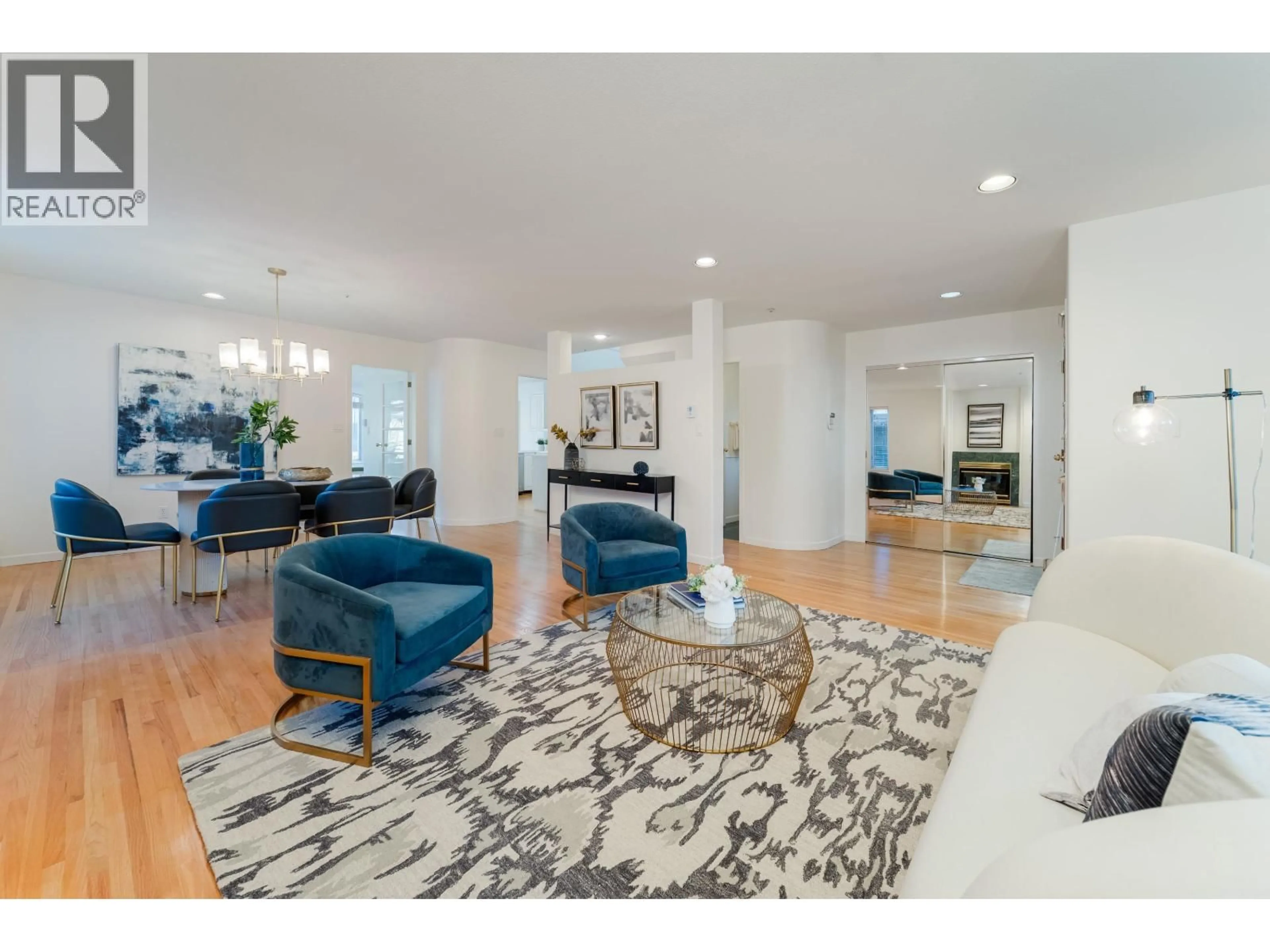 Living room with furniture, unknown for 4682 14TH AVENUE, Vancouver British Columbia V6R2Y6