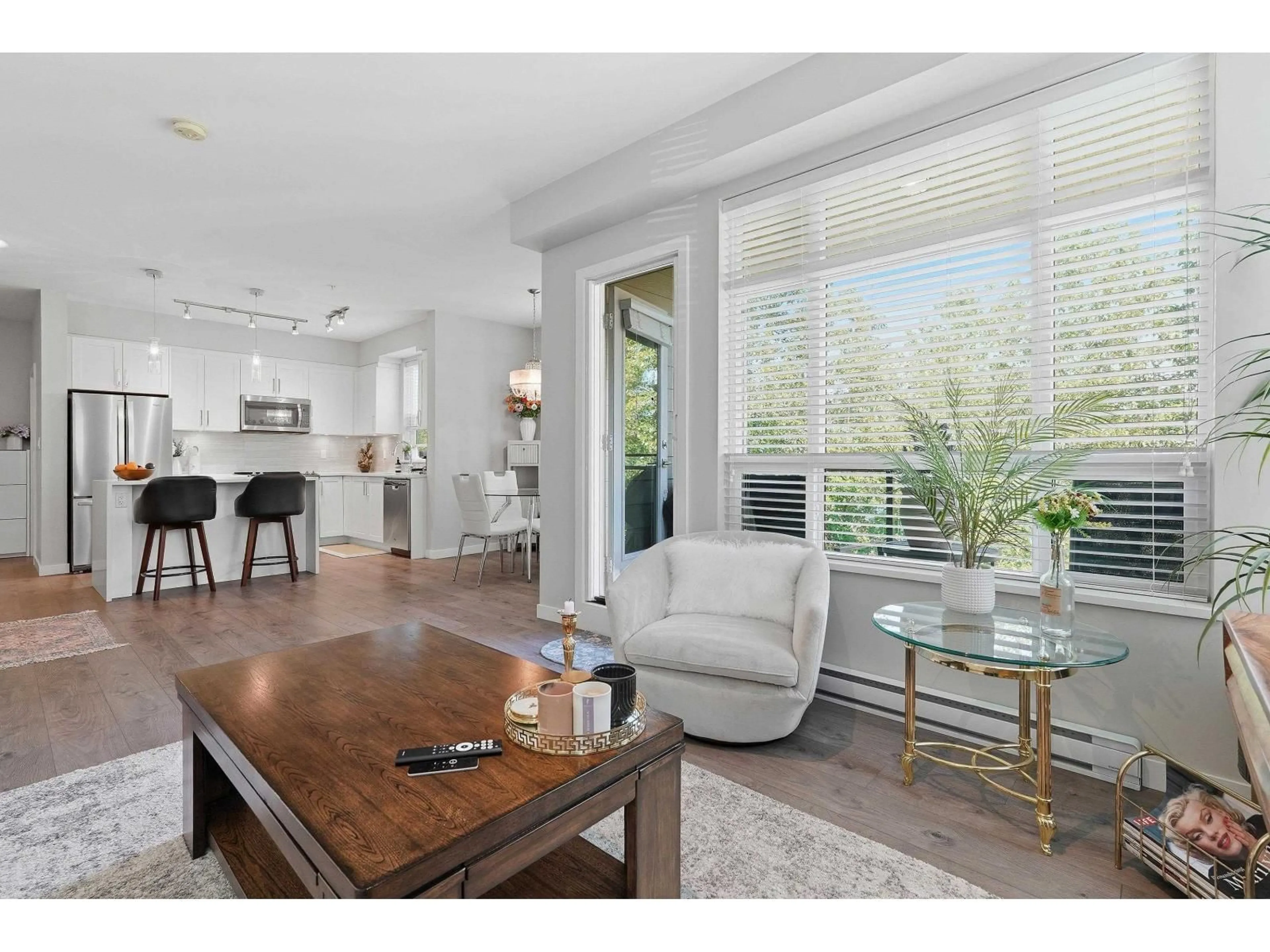 Open concept kitchen, unknown for D206 - 20211 66 AVENUE, Langley British Columbia V2Y0L4
