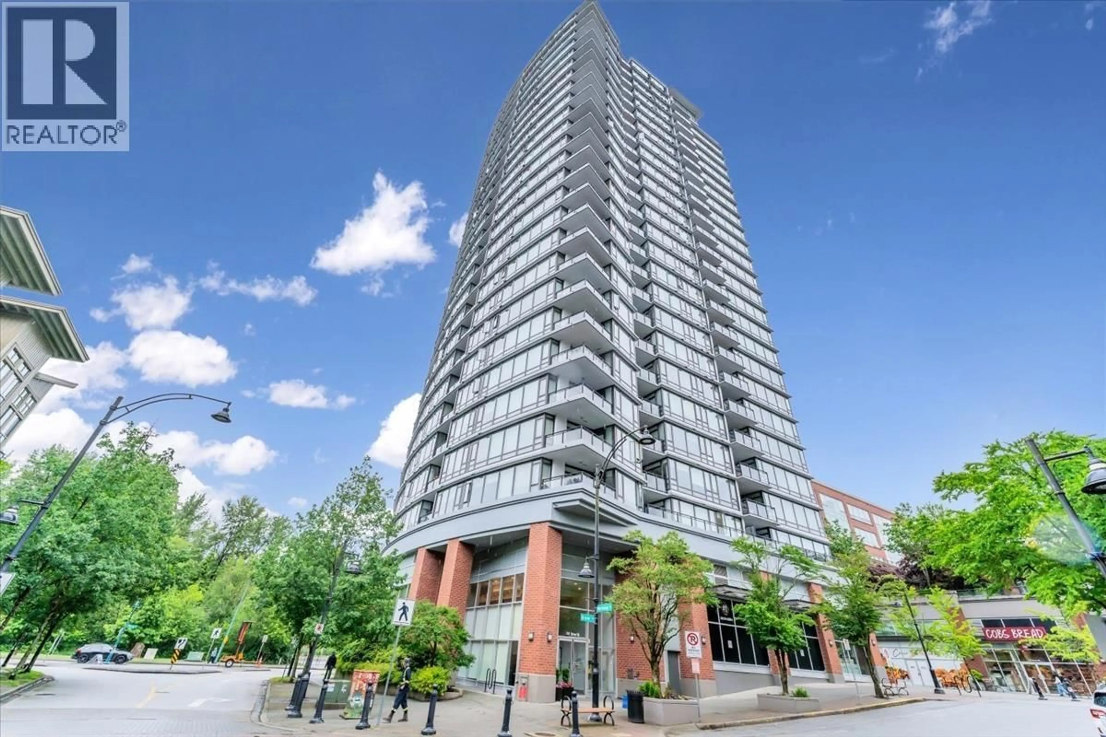 Patio, building for 702 - 110 BREW STREET, Port Moody British Columbia V3H0E4