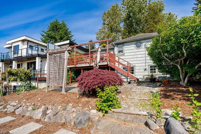10482 125A STREET, Surrey 3