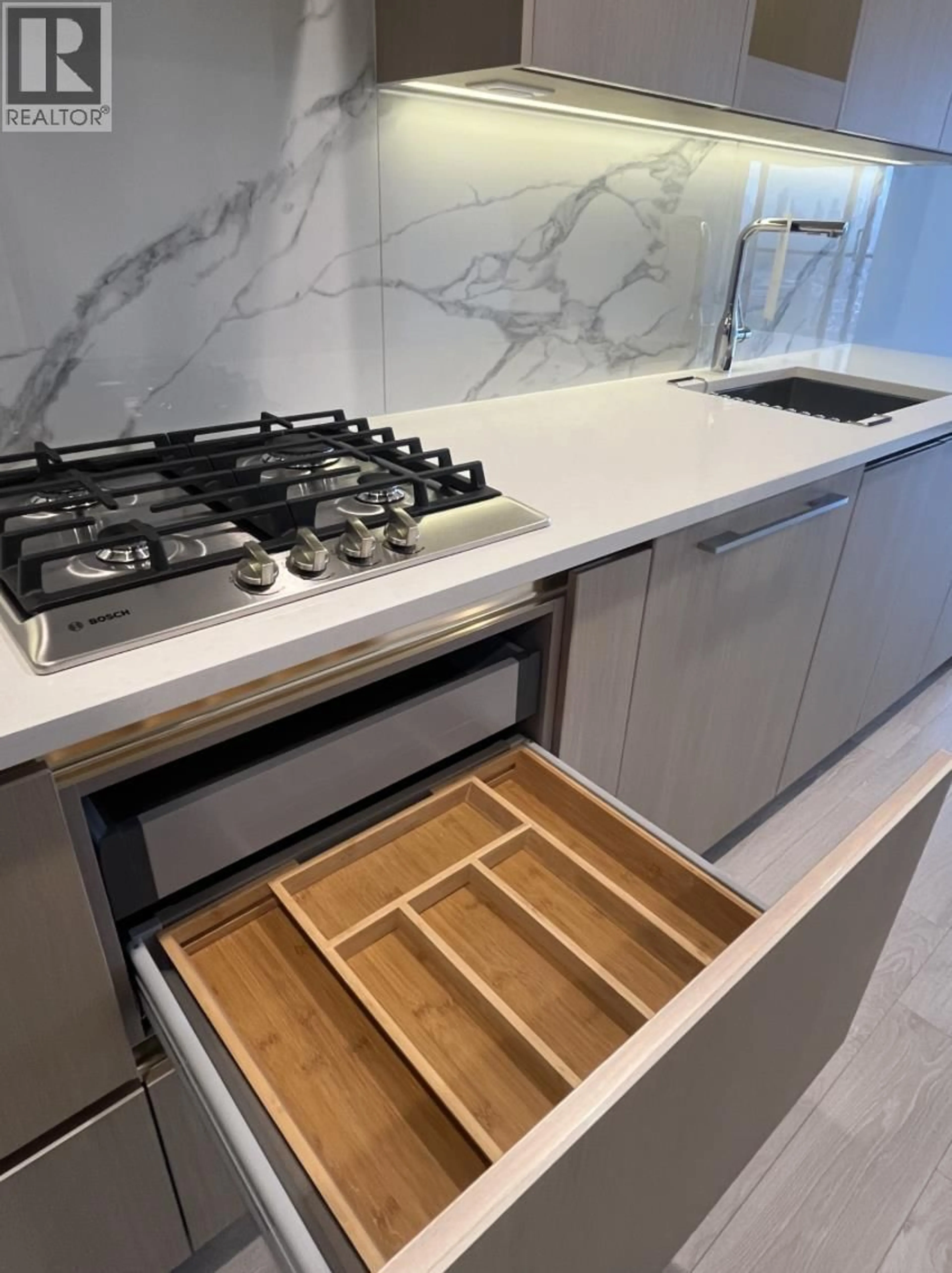 Contemporary kitchen, unknown for 2301 - 4890 LOUGHEED HIGHWAY, Burnaby British Columbia V5C0N2
