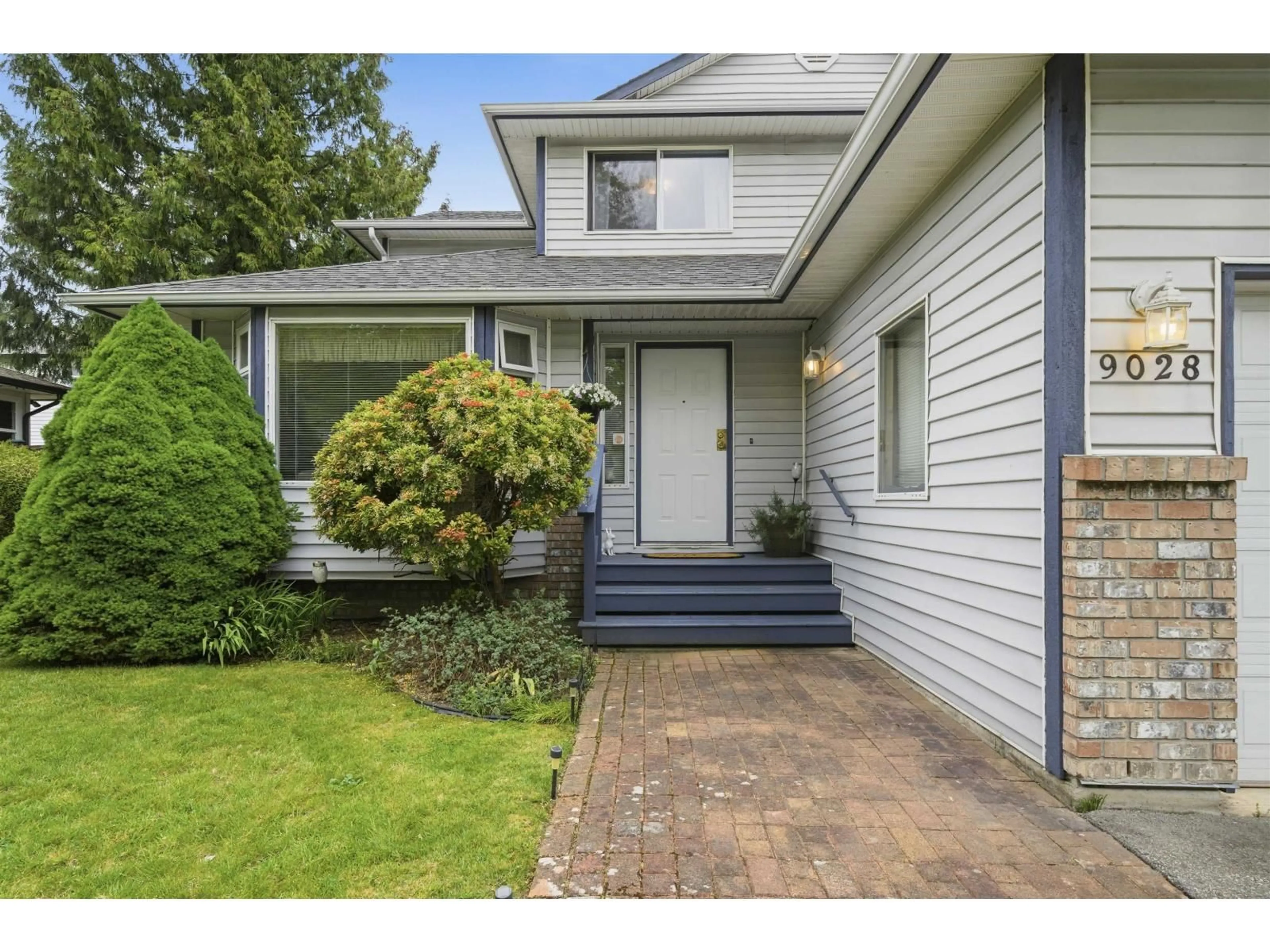 Home with vinyl exterior material, street for 9028 136B STREET, Surrey British Columbia V3V7P1