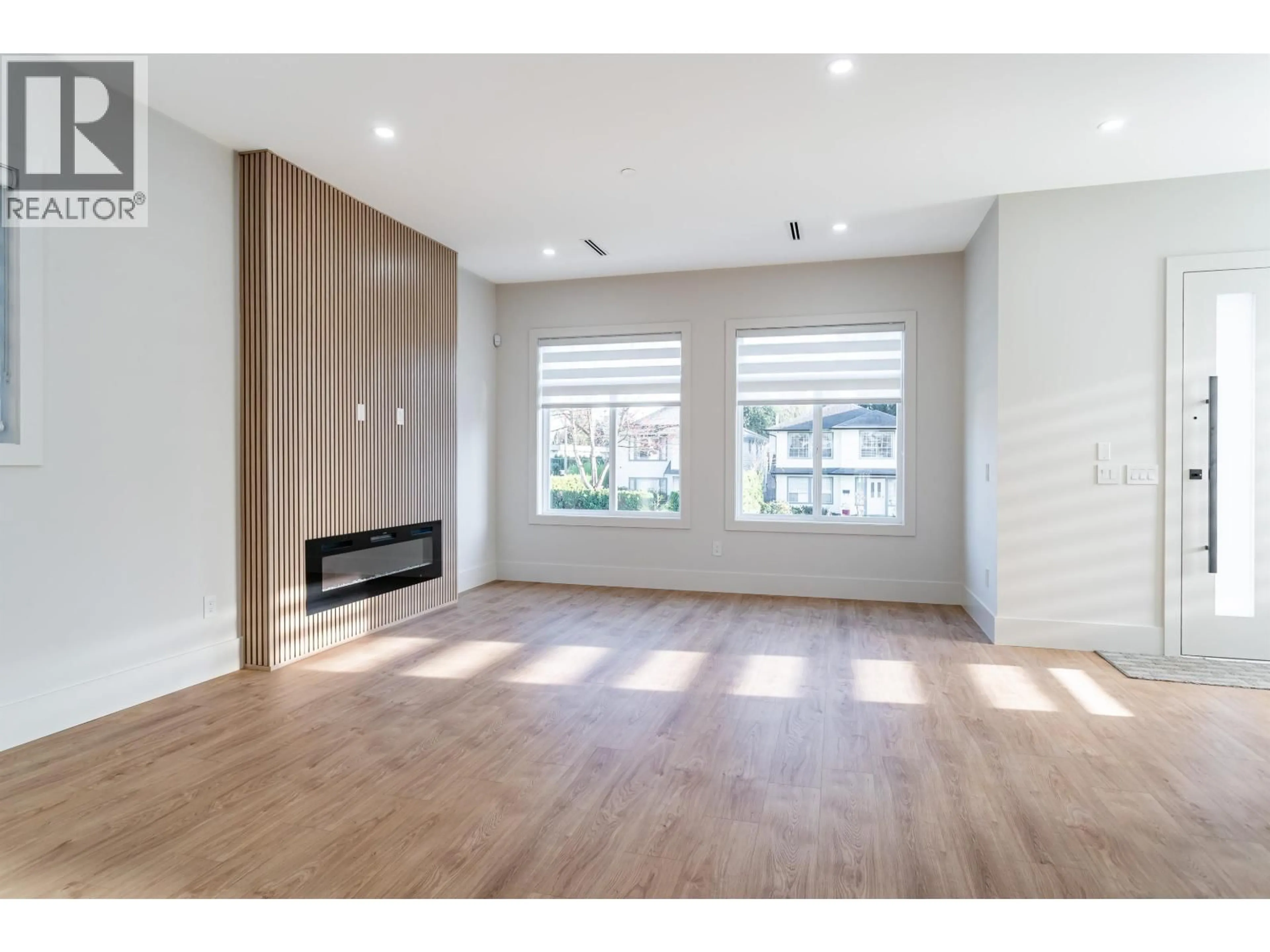 A pic of a room for 1533 MANNING AVENUE, Port Coquitlam British Columbia V3B1K6