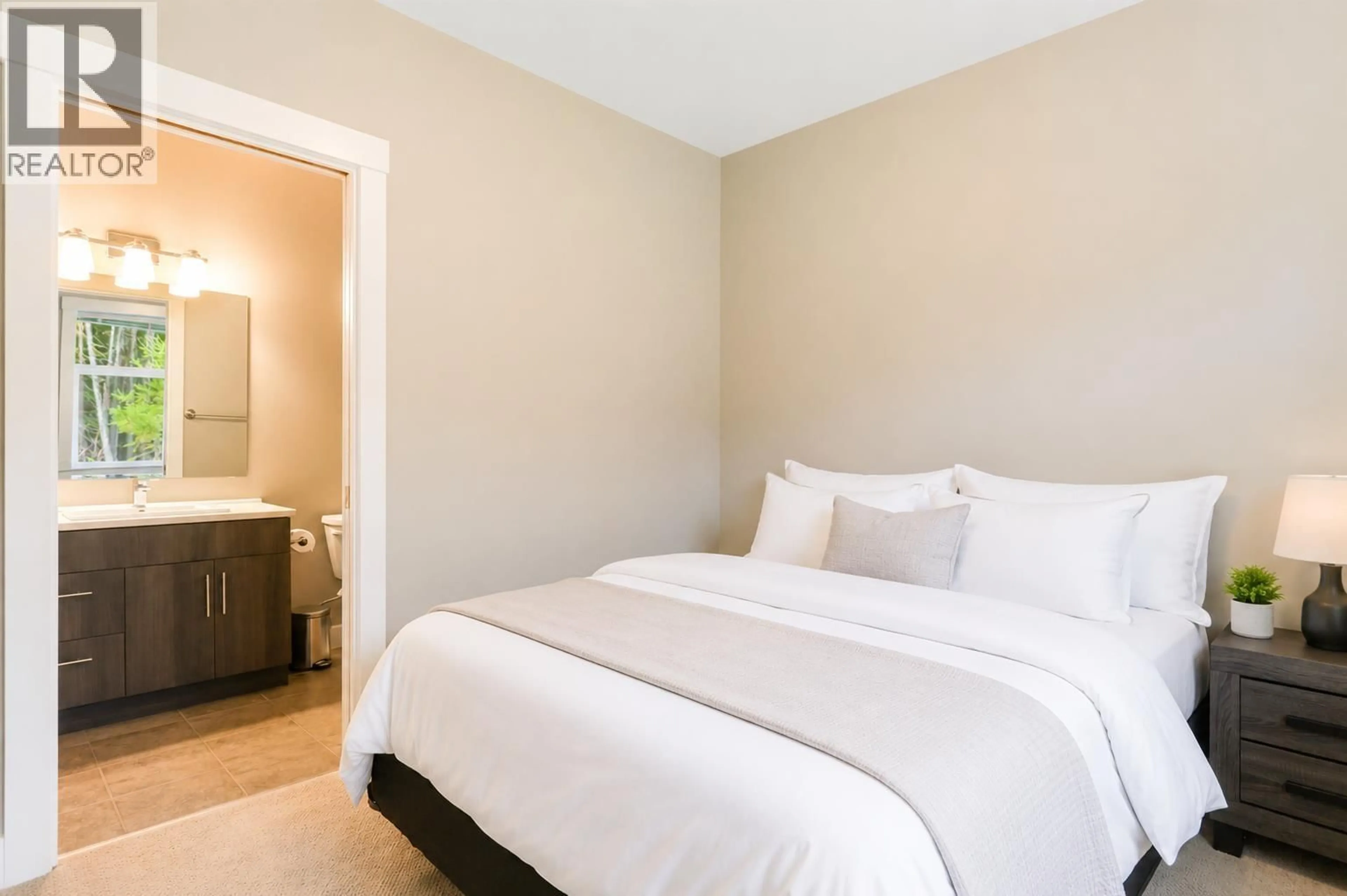 Bedroom with bed, unknown for 206 - 110 BAXTER AVENUE, Kitimat British Columbia V8C2N9
