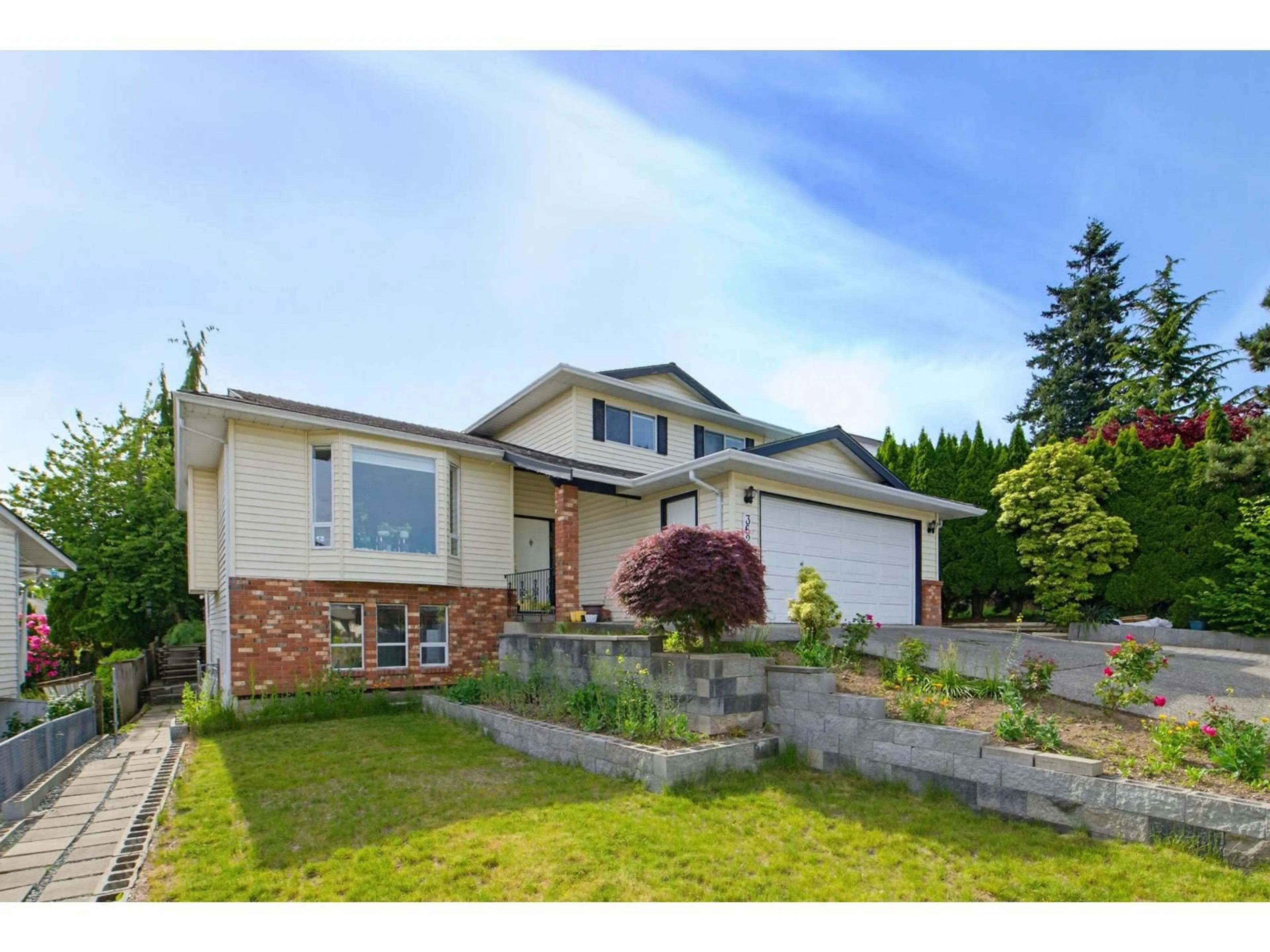 Home with vinyl exterior material, street for 3625 NOOTKA STREET, Abbotsford British Columbia V2T5A2