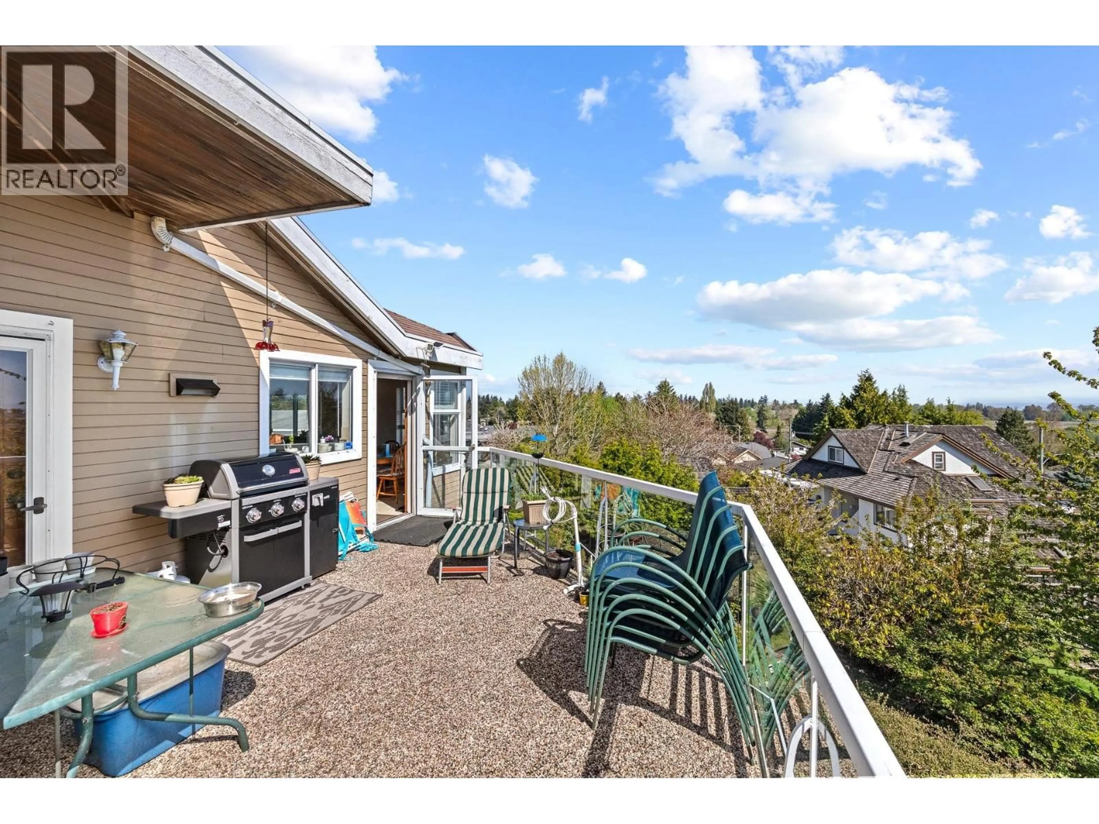 Patio, water/lake/river/ocean view for 307 ROSEHILL WYND, Tsawwassen British Columbia V4M3L8