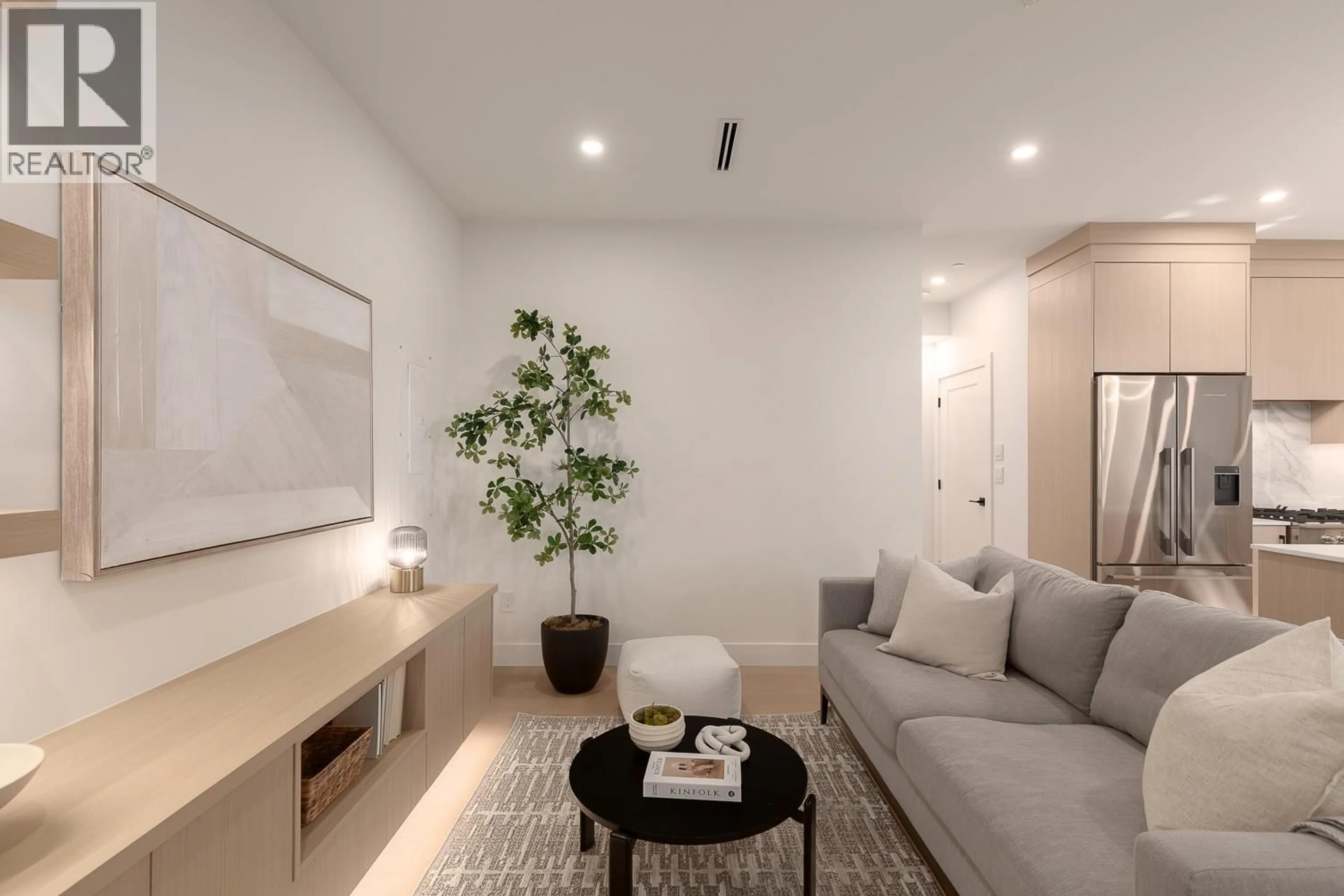 Living room with furniture, unknown for 1 - 3635 TURNER STREET, Vancouver British Columbia V2K2J2