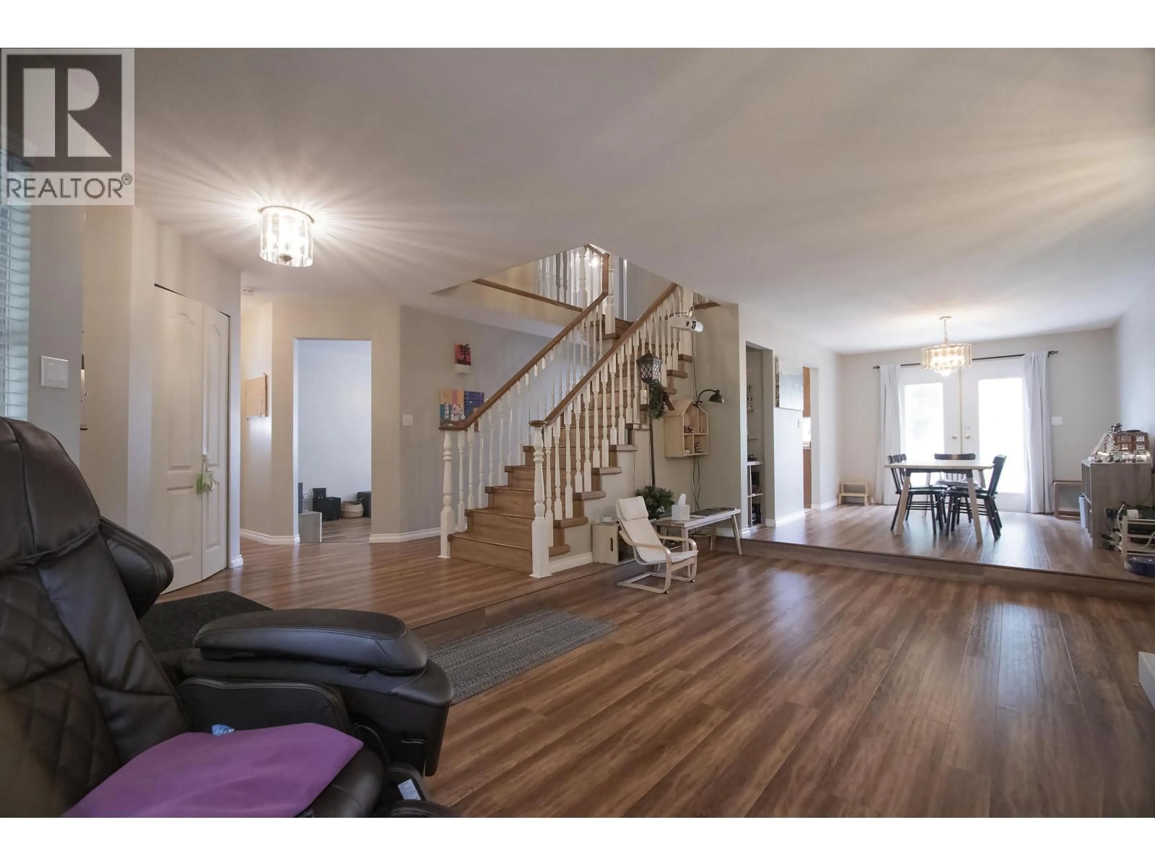Indoor foyer for 12271 234 STREET, Maple Ridge British Columbia V2X0P7