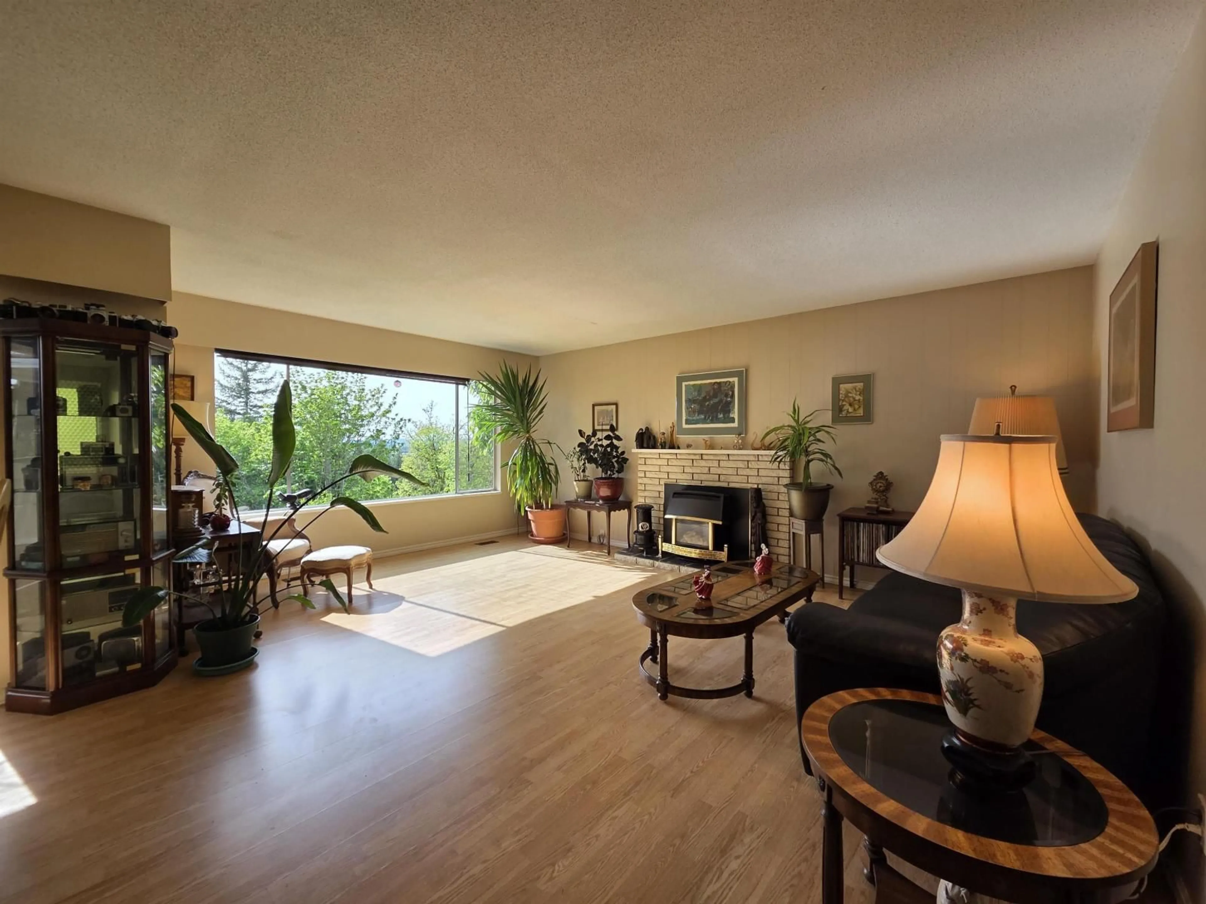 Living room with furniture, unknown for 5185 234 STREET, Langley British Columbia V2Z2P6