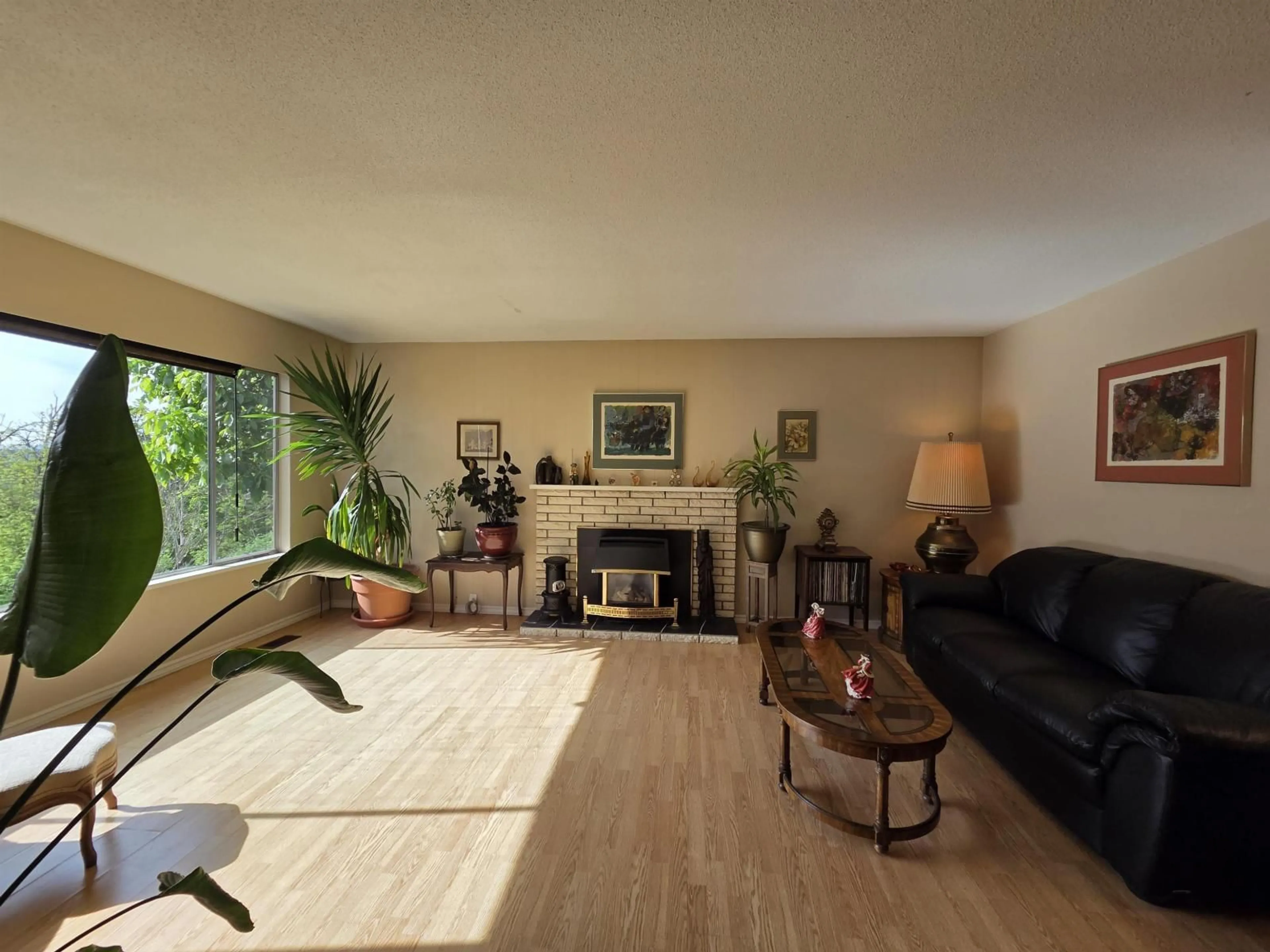 Living room with furniture, unknown for 5185 234 STREET, Langley British Columbia V2Z2P6