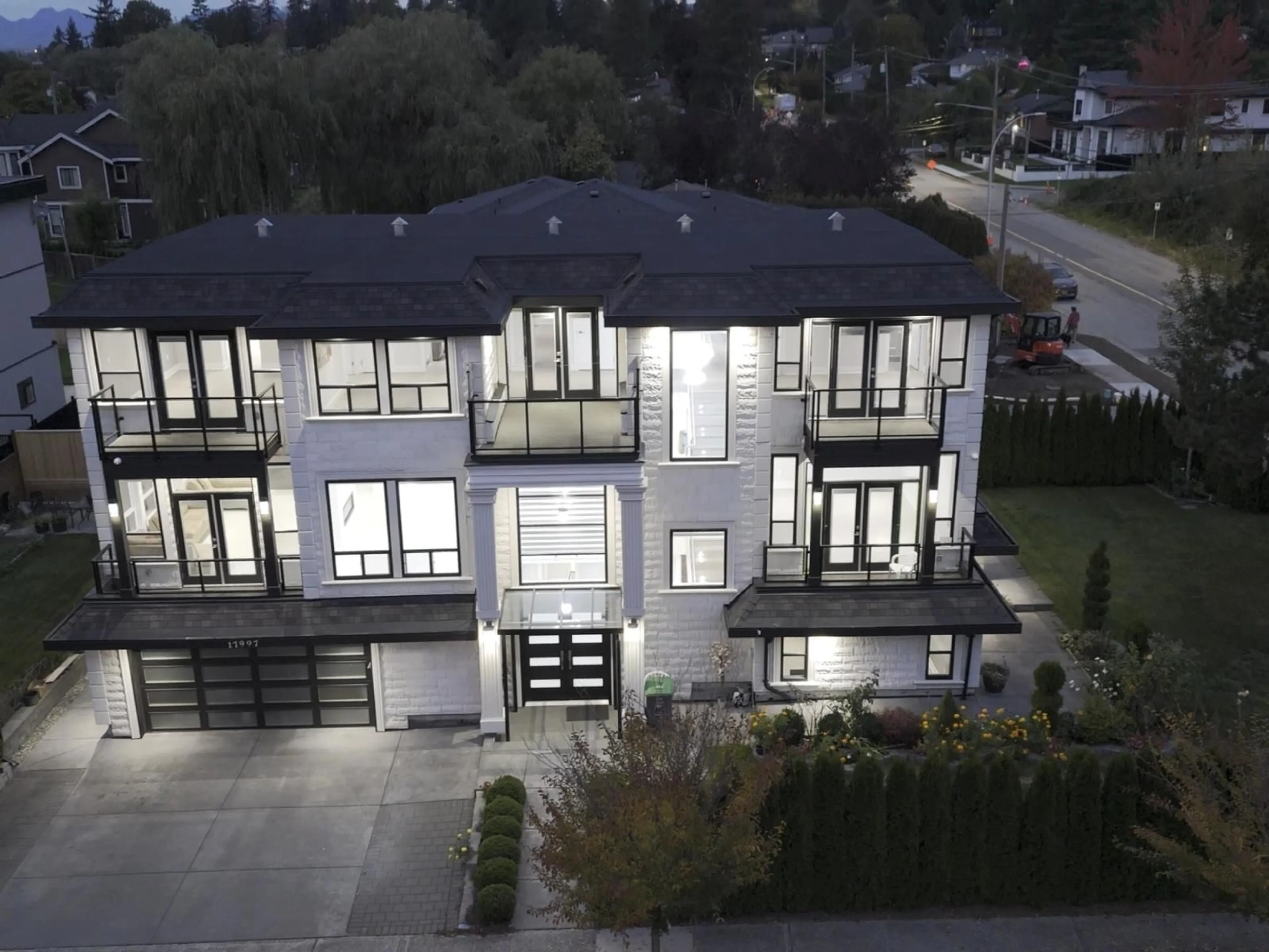 A pic from outside/outdoor area/front of a property/back of a property/a pic from drone, street for 17997 56A AVENUE, Surrey British Columbia V3S5H4