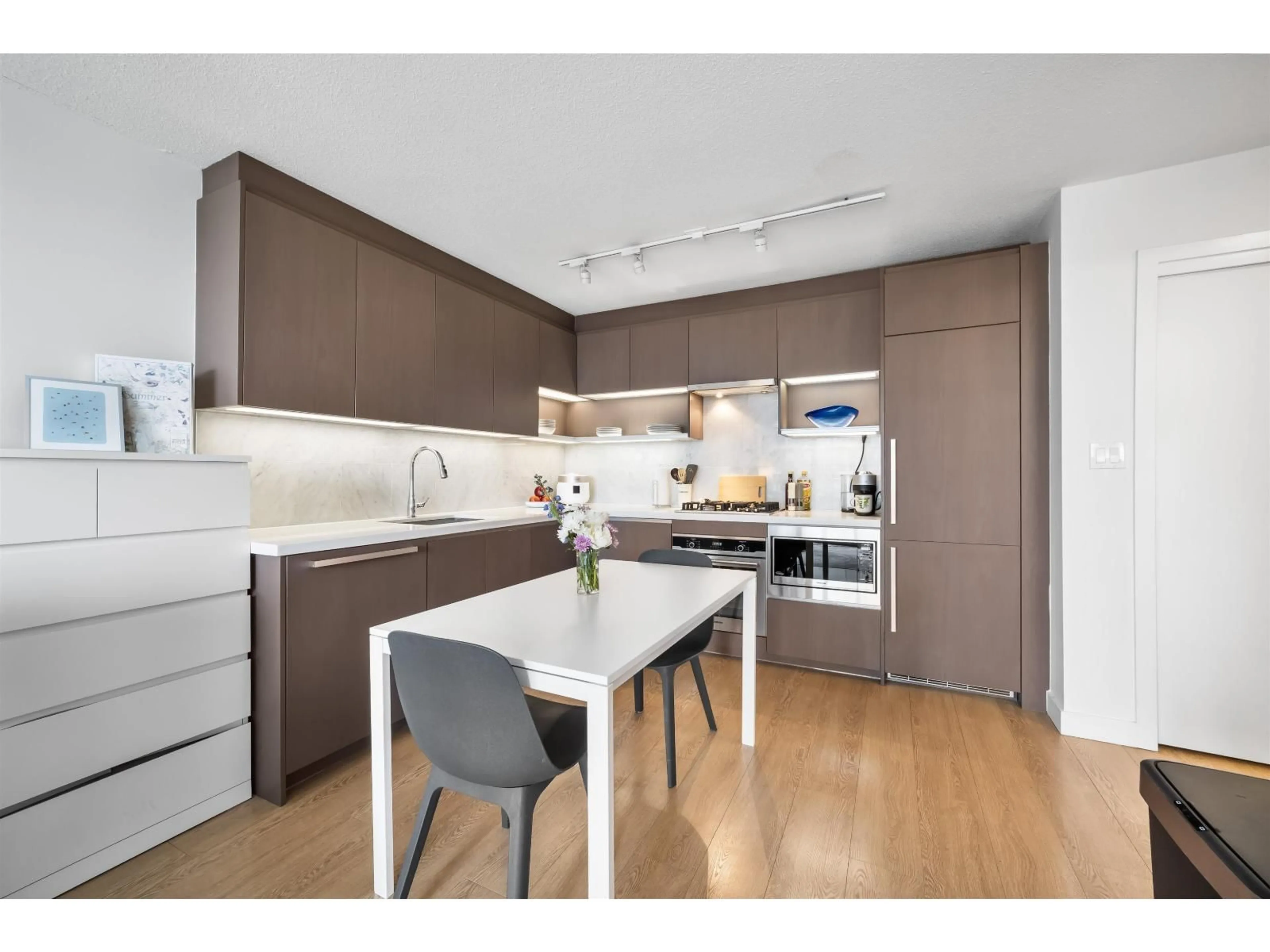 Unknown for 1007 - 13696 100 AVENUE, Surrey British Columbia V3T0L5