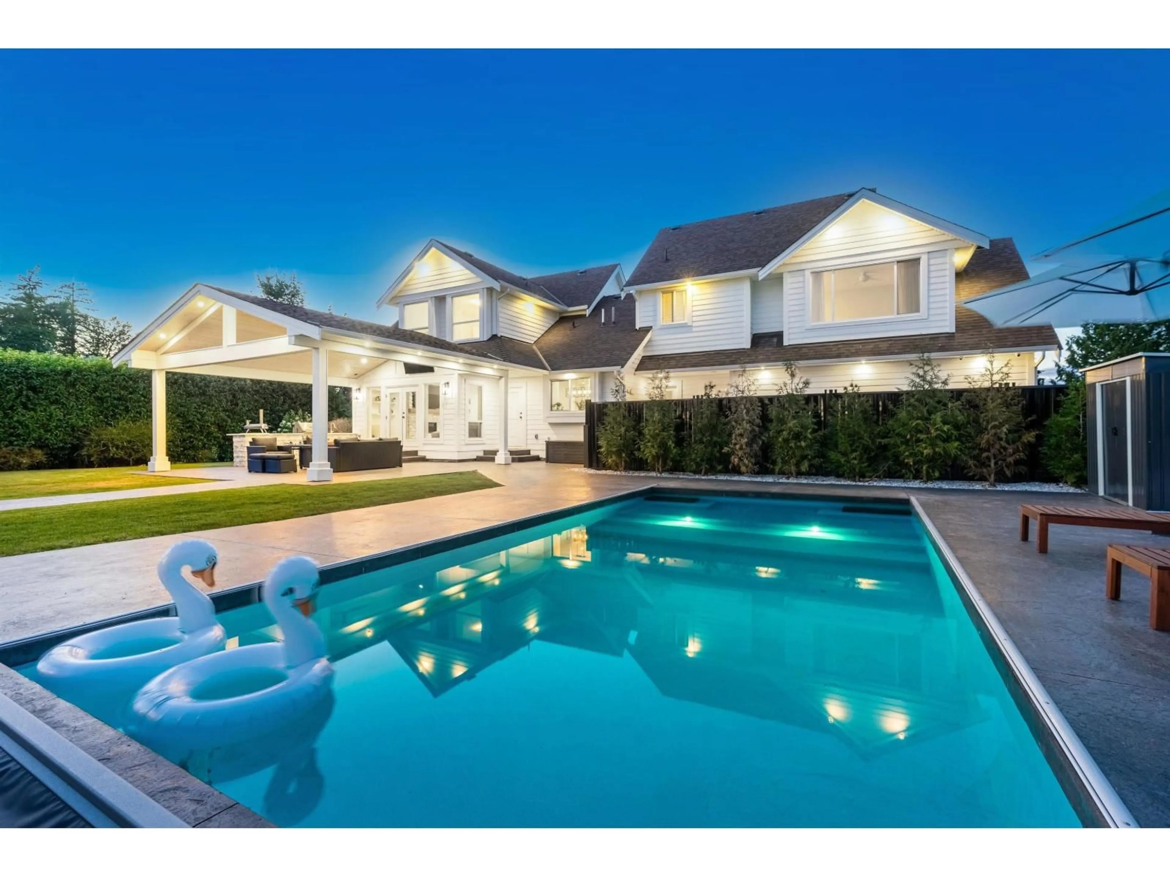 Pool for 22872 76A AVENUE, Langley British Columbia V1M2J5