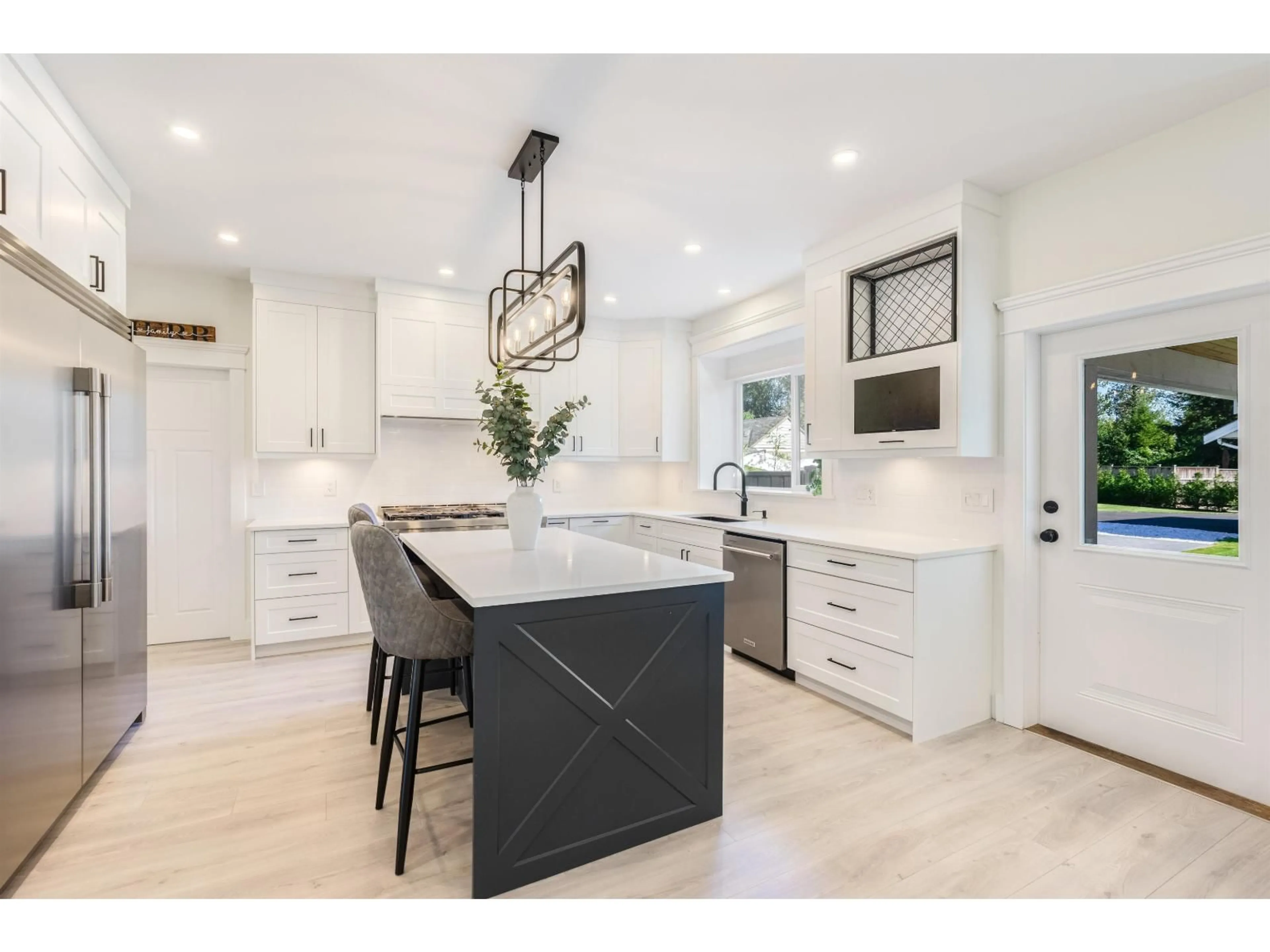 Open concept kitchen, unknown for 22872 76A AVENUE, Langley British Columbia V1M2J5