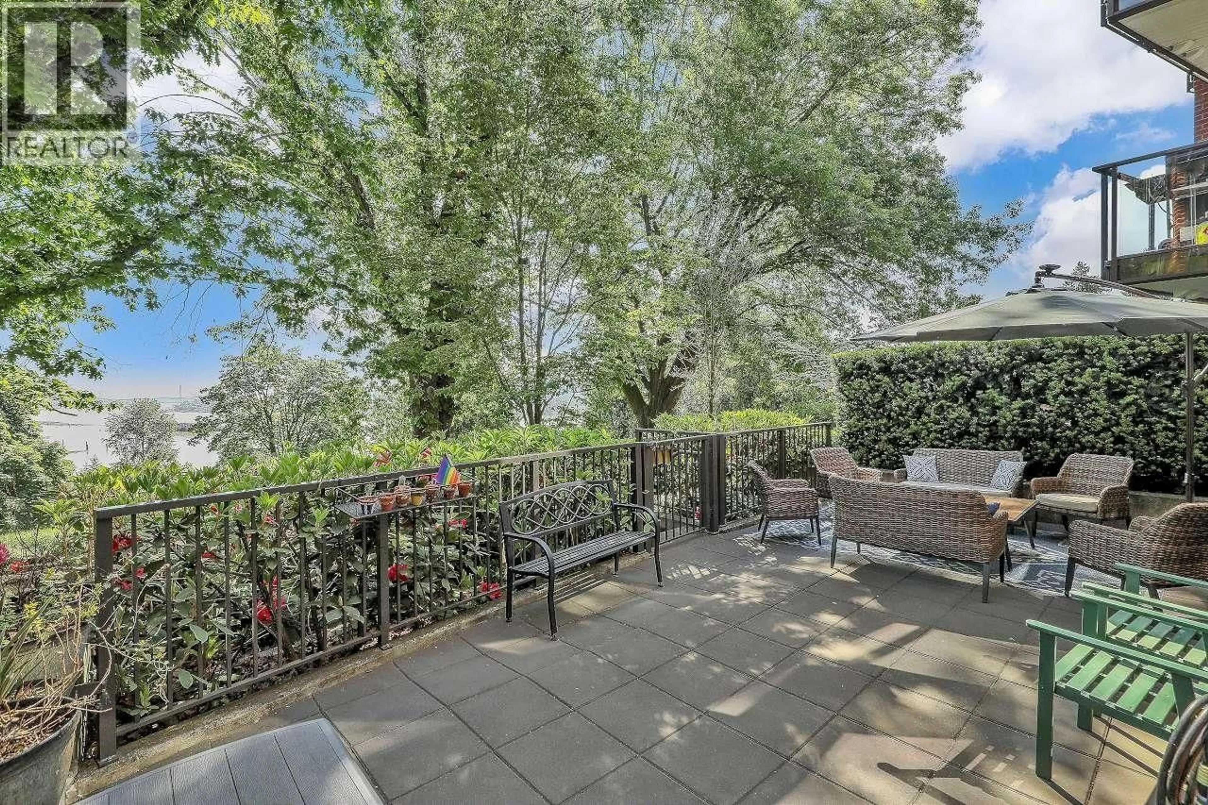Patio, unknown for 123 - 22 EAST ROYAL AVENUE, New Westminster British Columbia V3L0H1