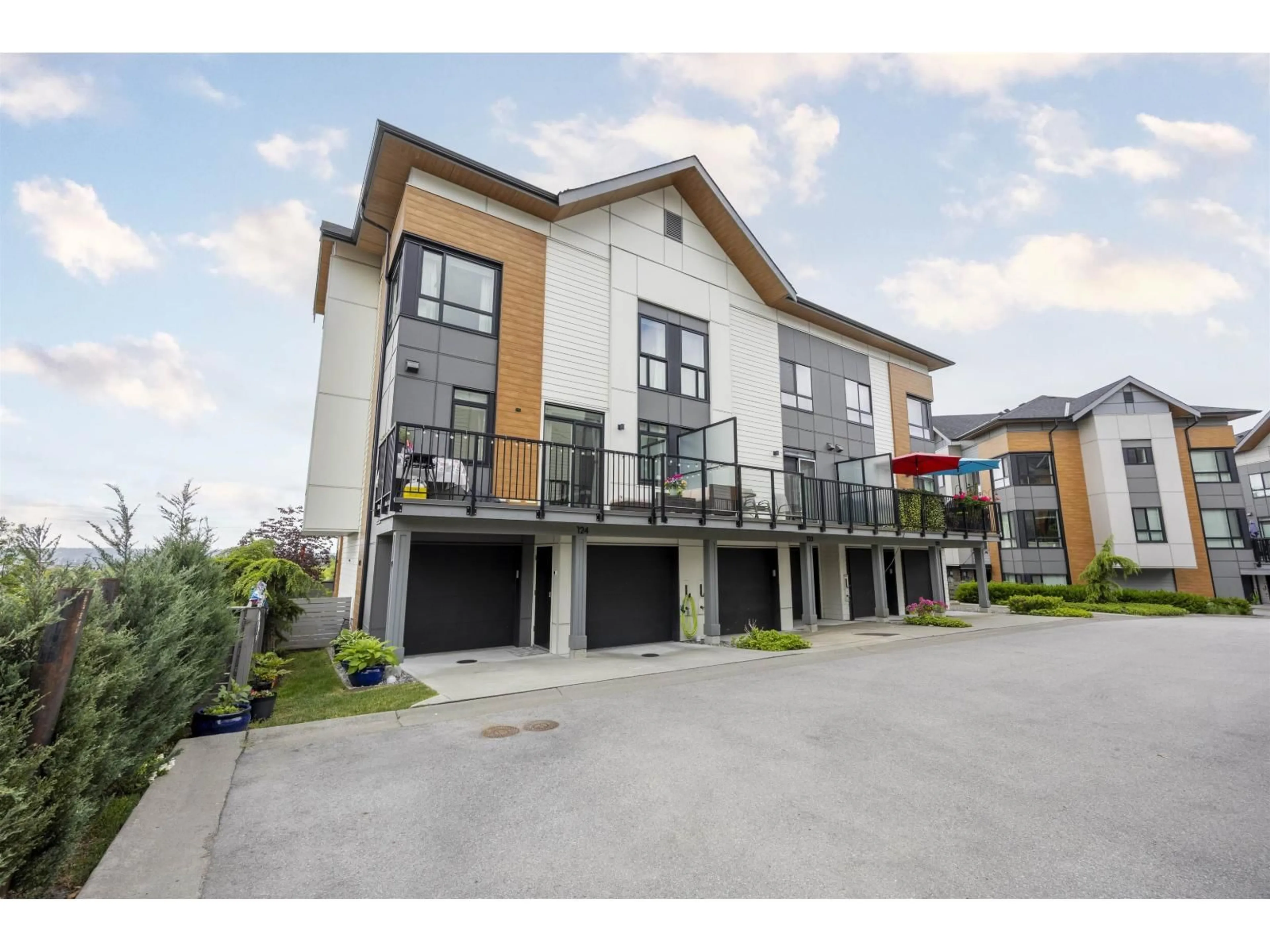 A pic from outside/outdoor area/front of a property/back of a property/a pic from drone, street for 123 - 15111 EDMUND DRIVE, Surrey British Columbia V3S0A5